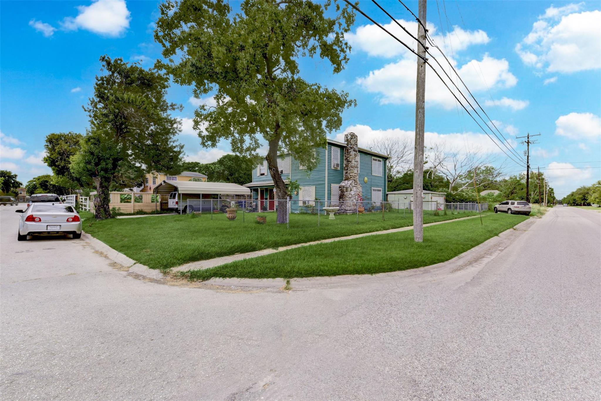 1202 Hunter Dr, Texas City, TX 77590 photo