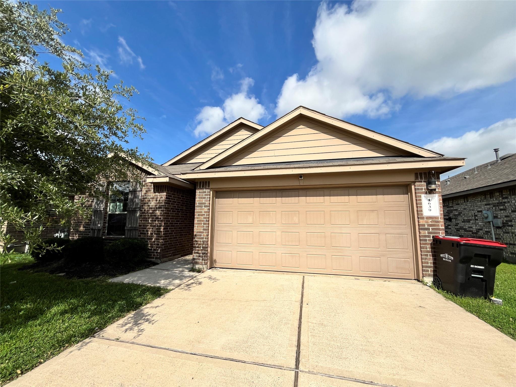1639 Mustang Canyon Way, Houston, TX 77049