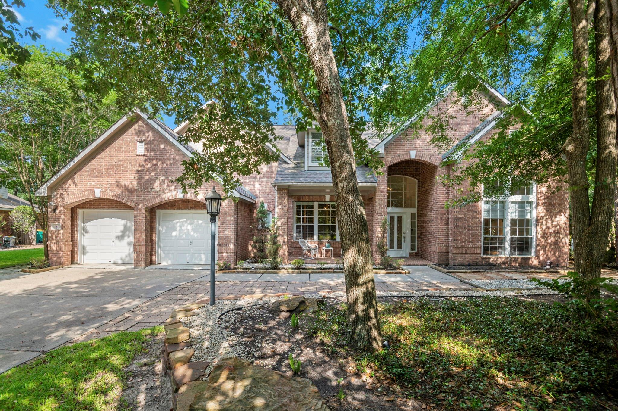 10 Newland Ct, The Woodlands, TX 77382