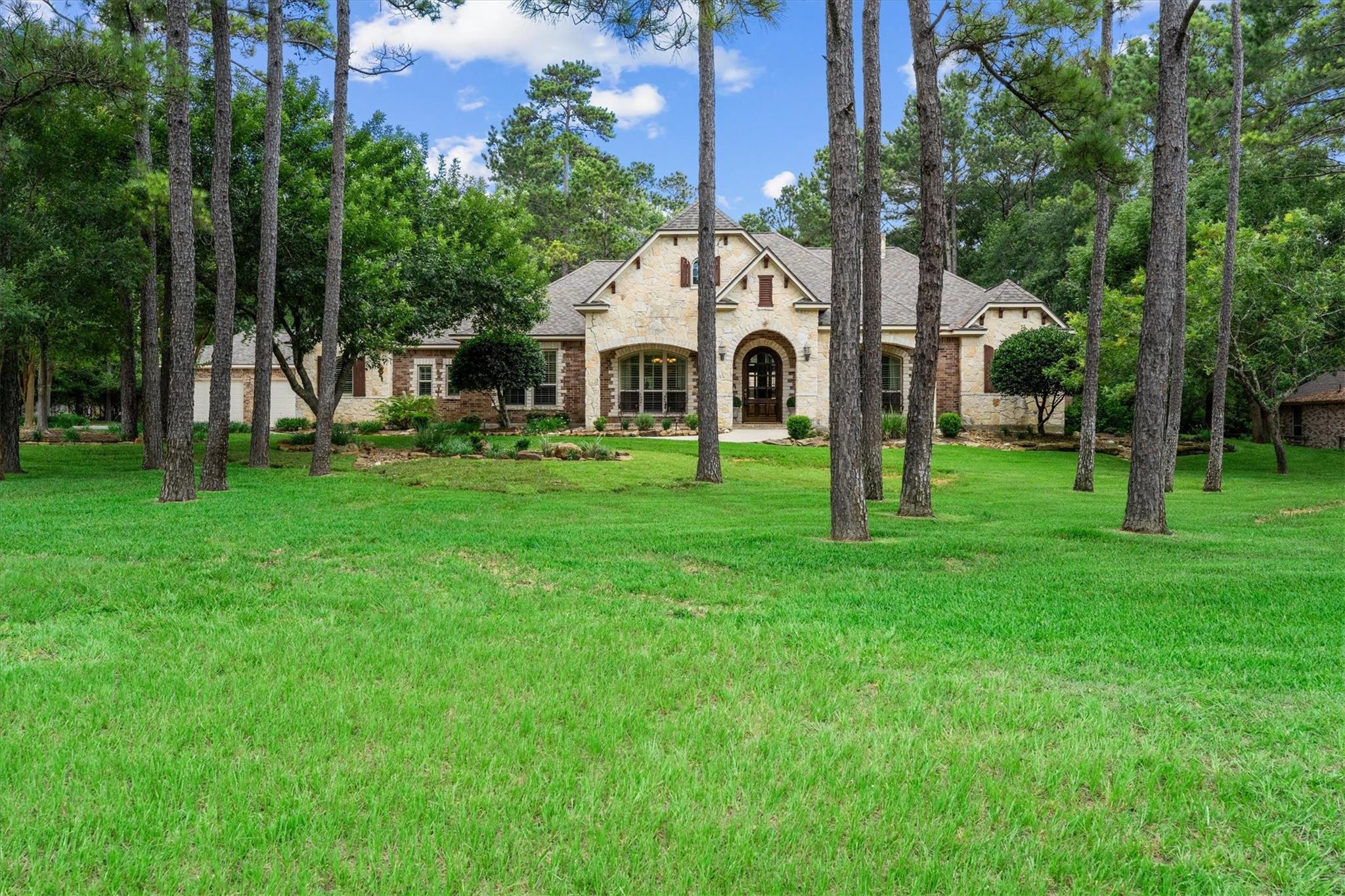 28523 Wild Oaks, Magnolia, TX 77355