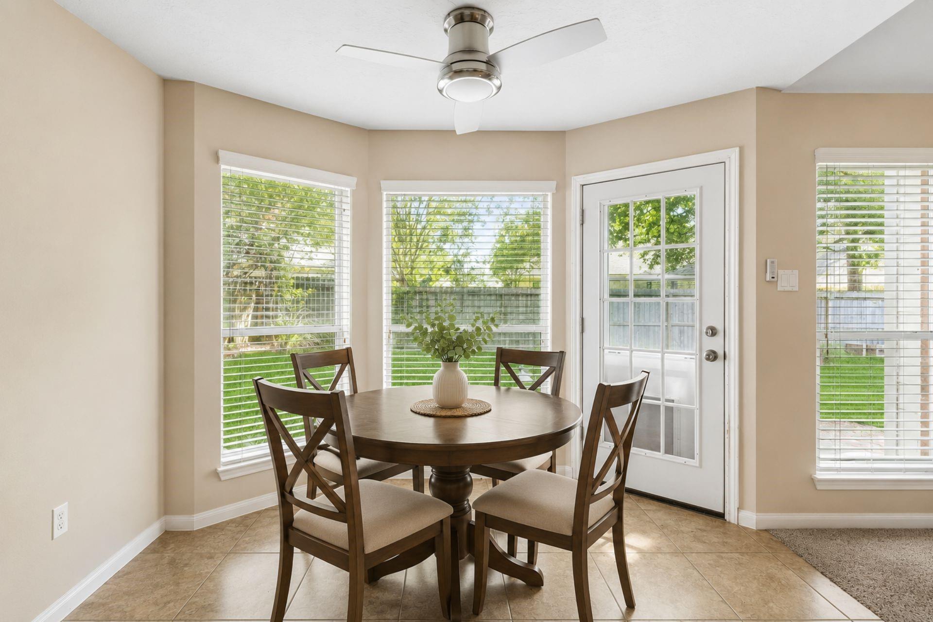3414 Nottingham Ln, Montgomery, TX 77356 photo