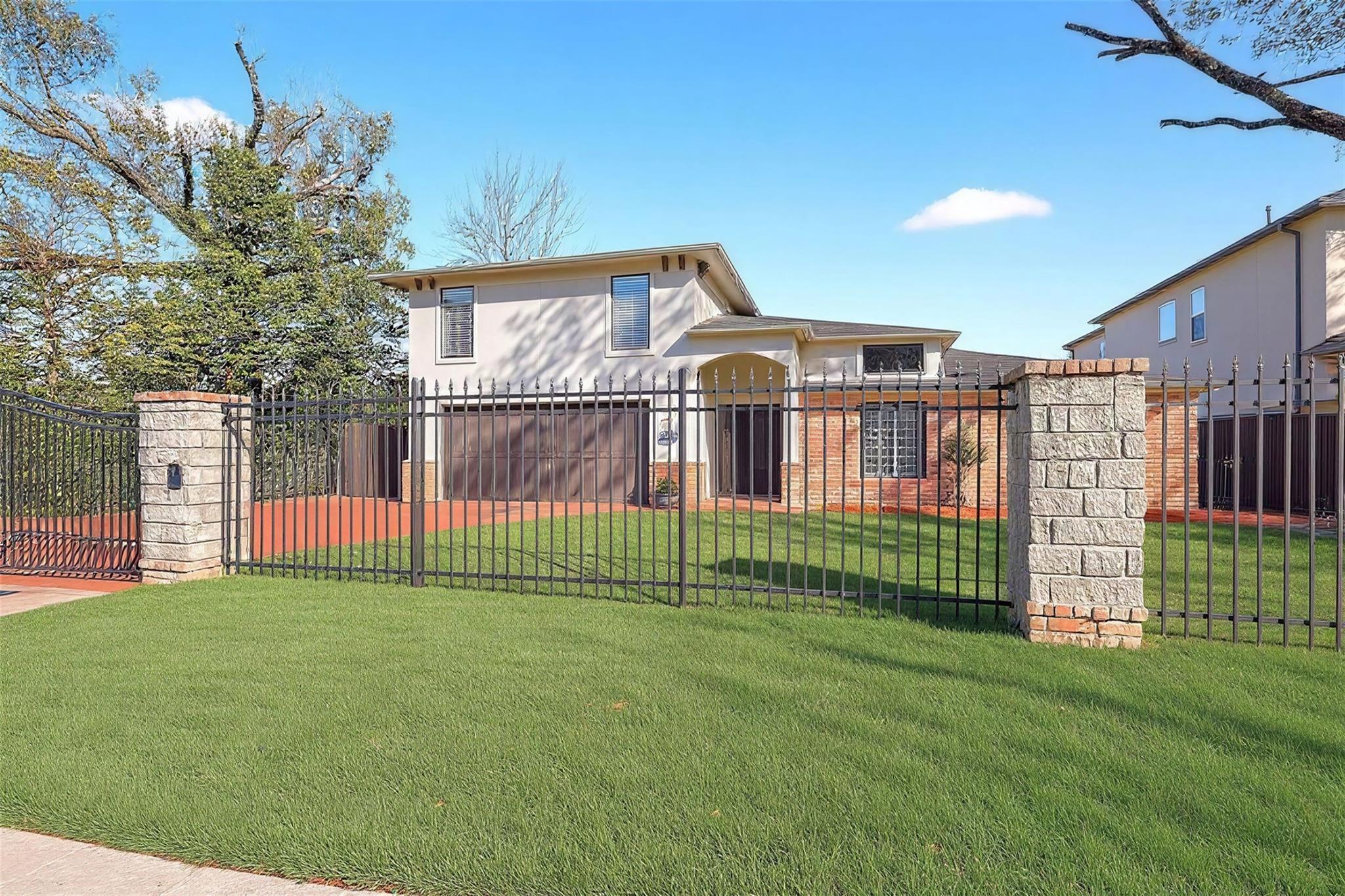 1514 Jacquelyn Dr, Houston, TX 77055 photo