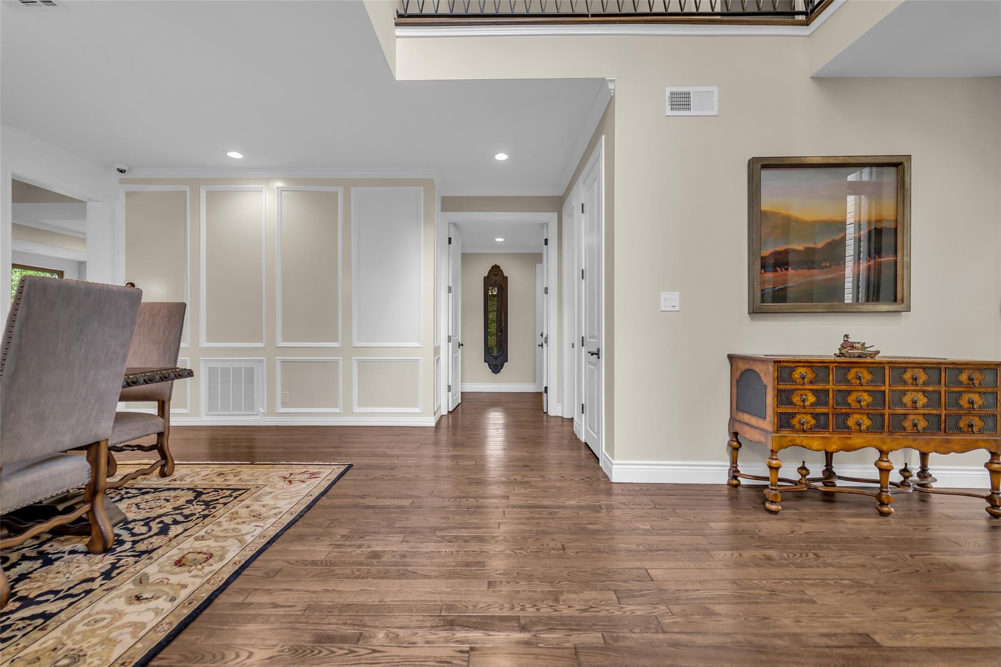 20 Sugarberry Cir, Houston, TX 77024 photo