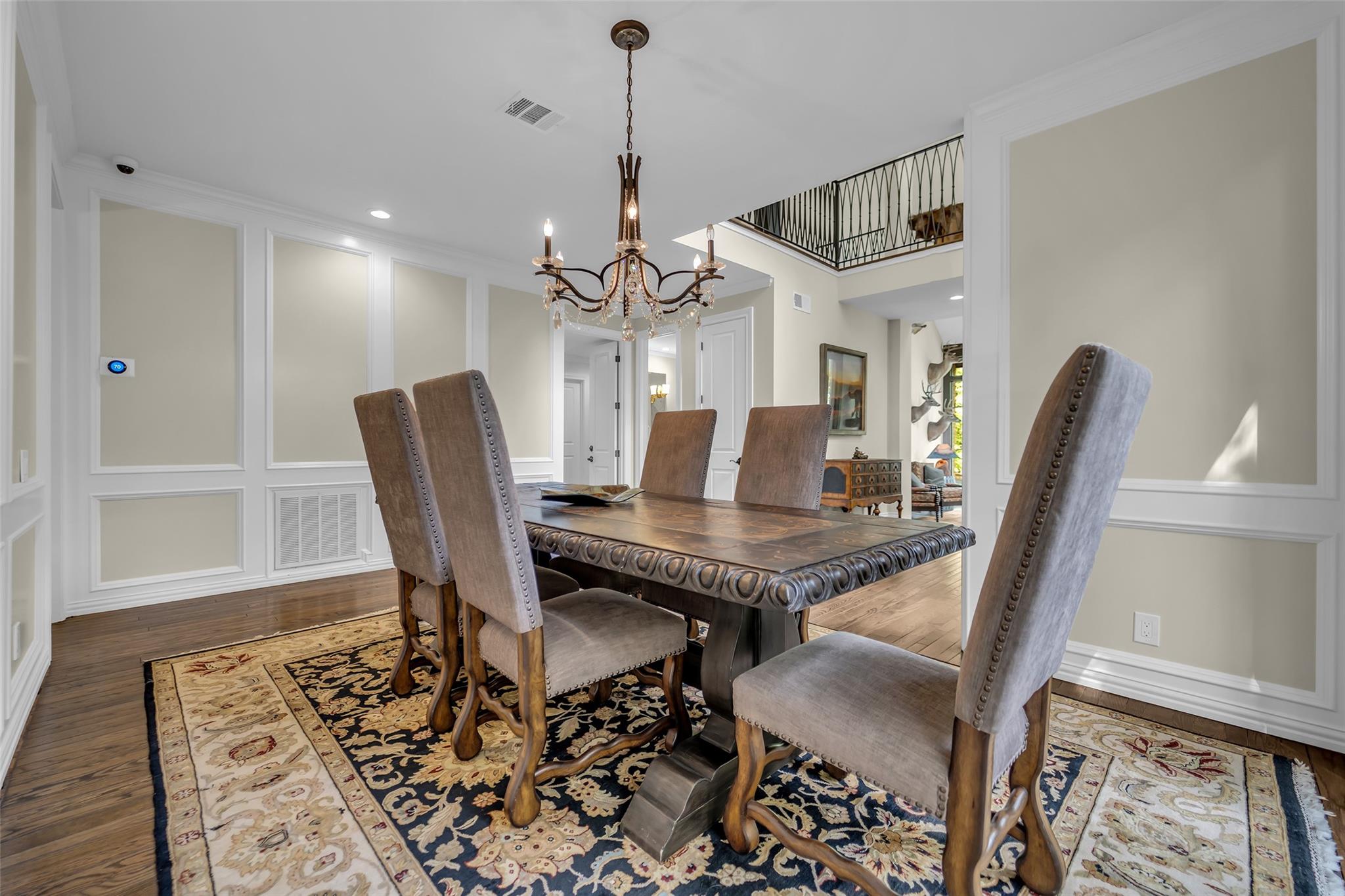 20 Sugarberry Cir, Houston, TX 77024 photo