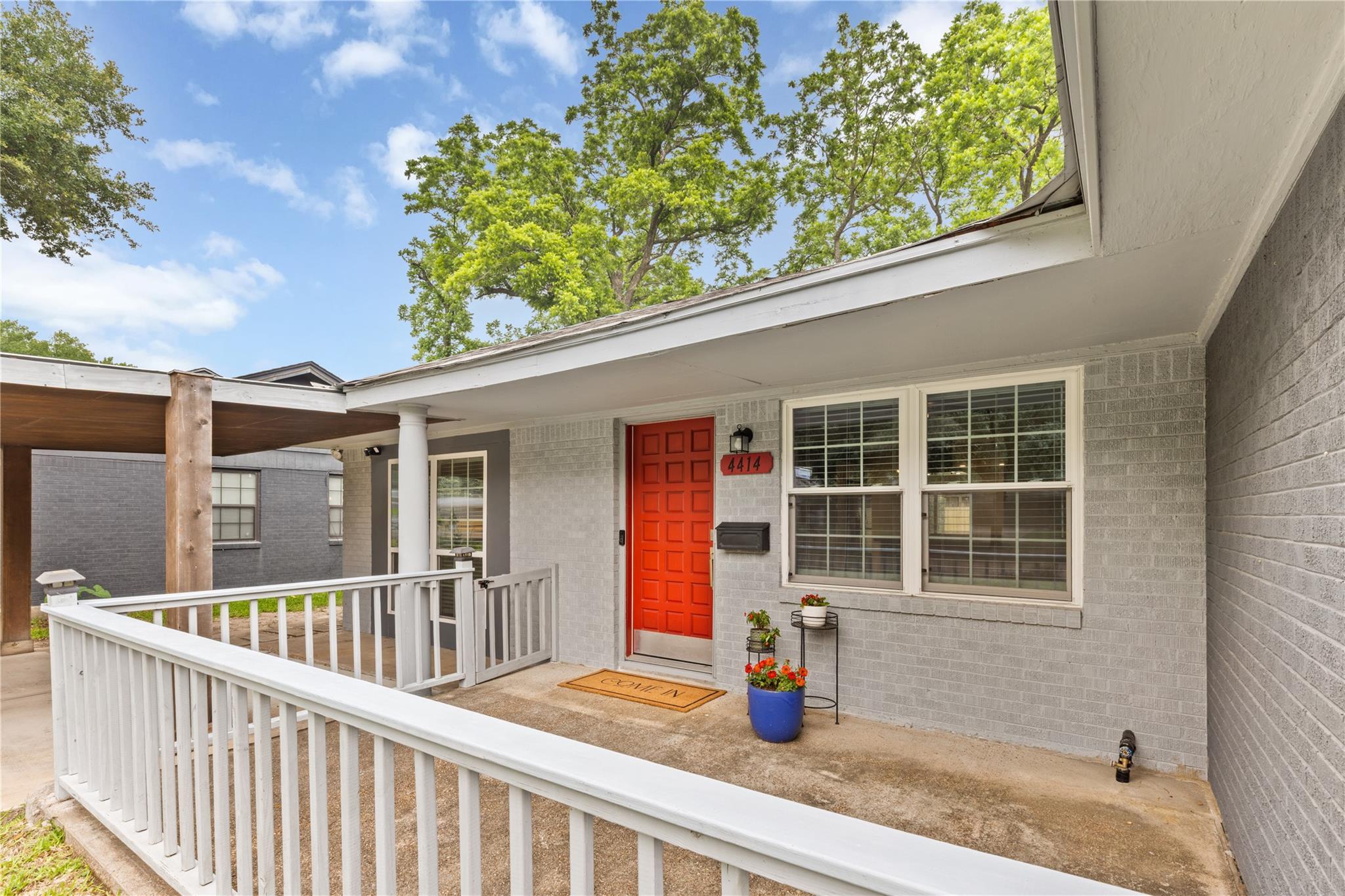 4414 W 43 St, Houston, TX 77092 photo