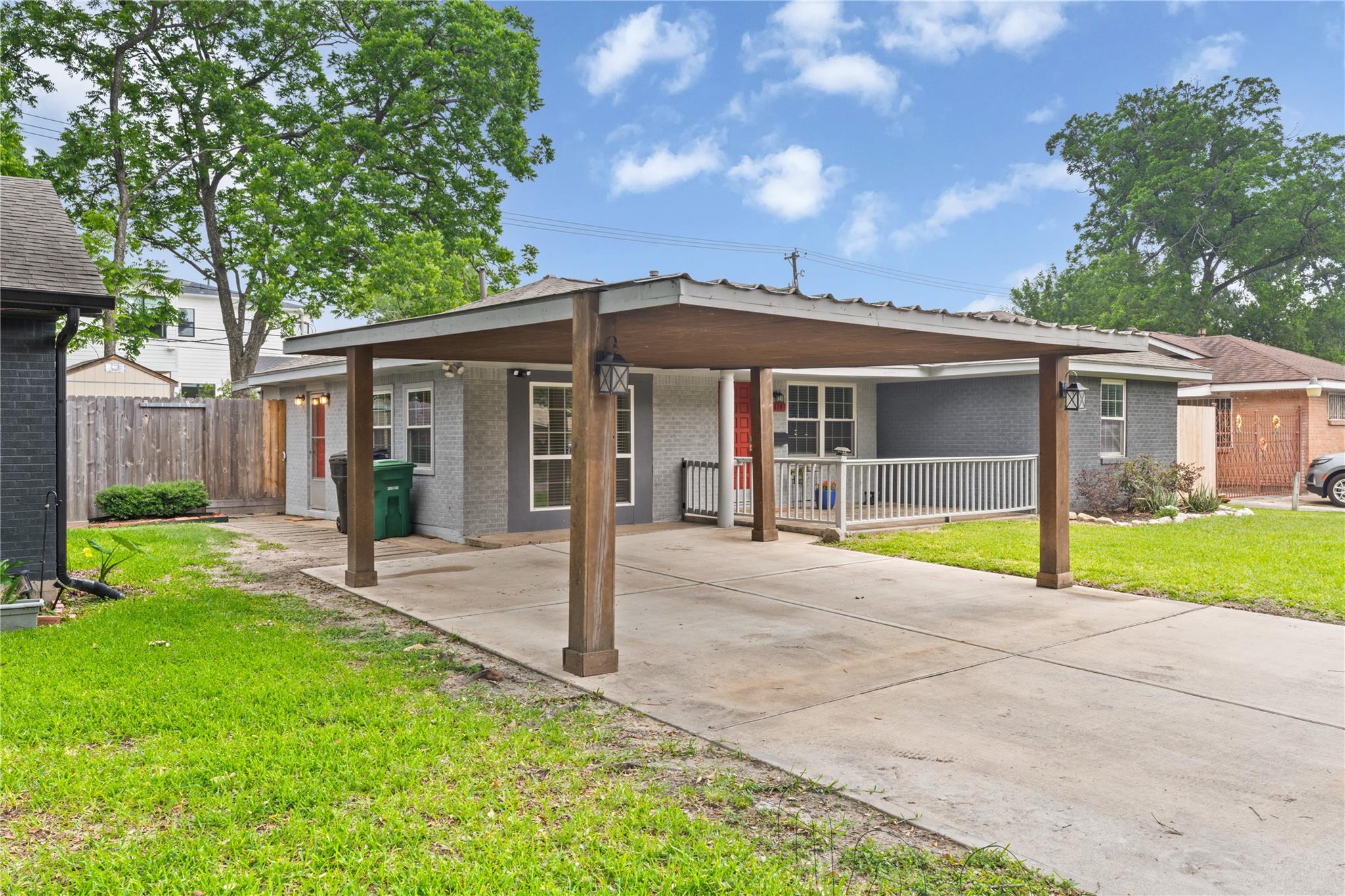 4414 W 43 St, Houston, TX 77092 photo