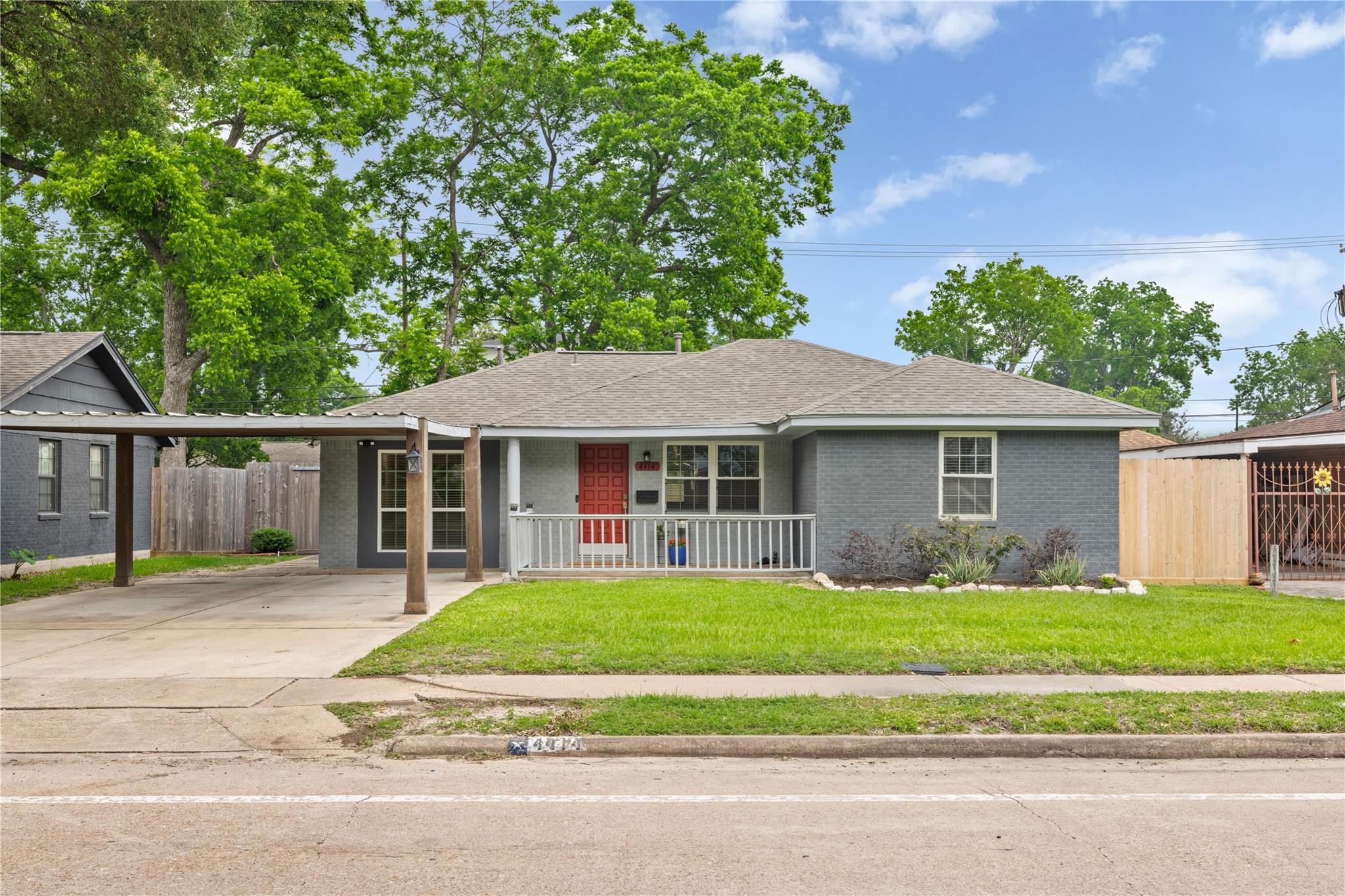 4414 43 St, Houston, TX 77092