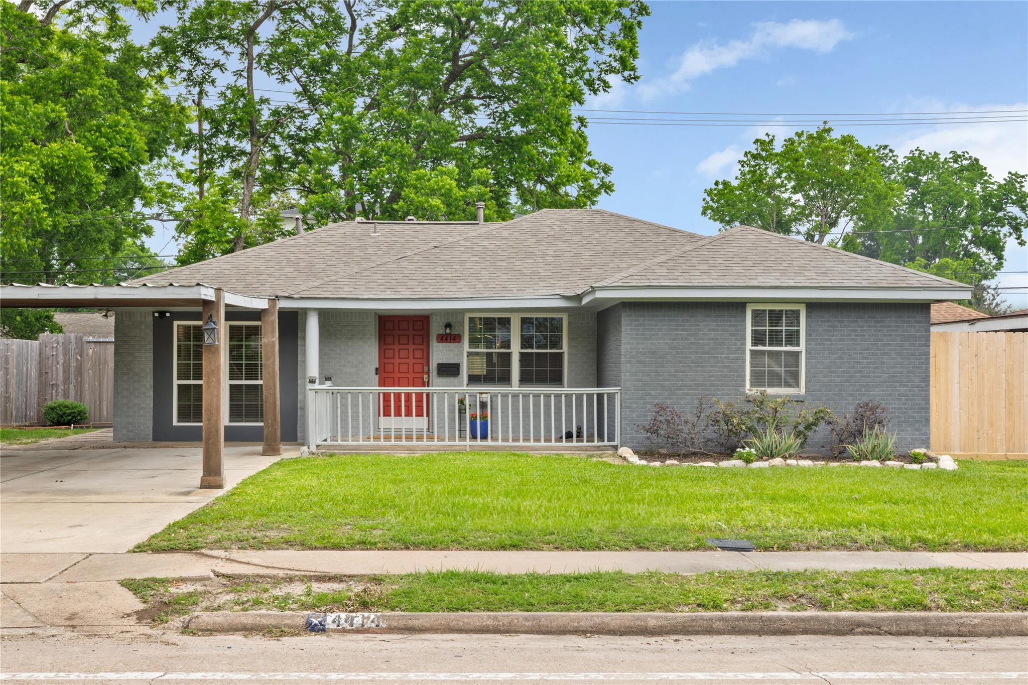 4414 W 43 St, Houston, TX 77092 photo