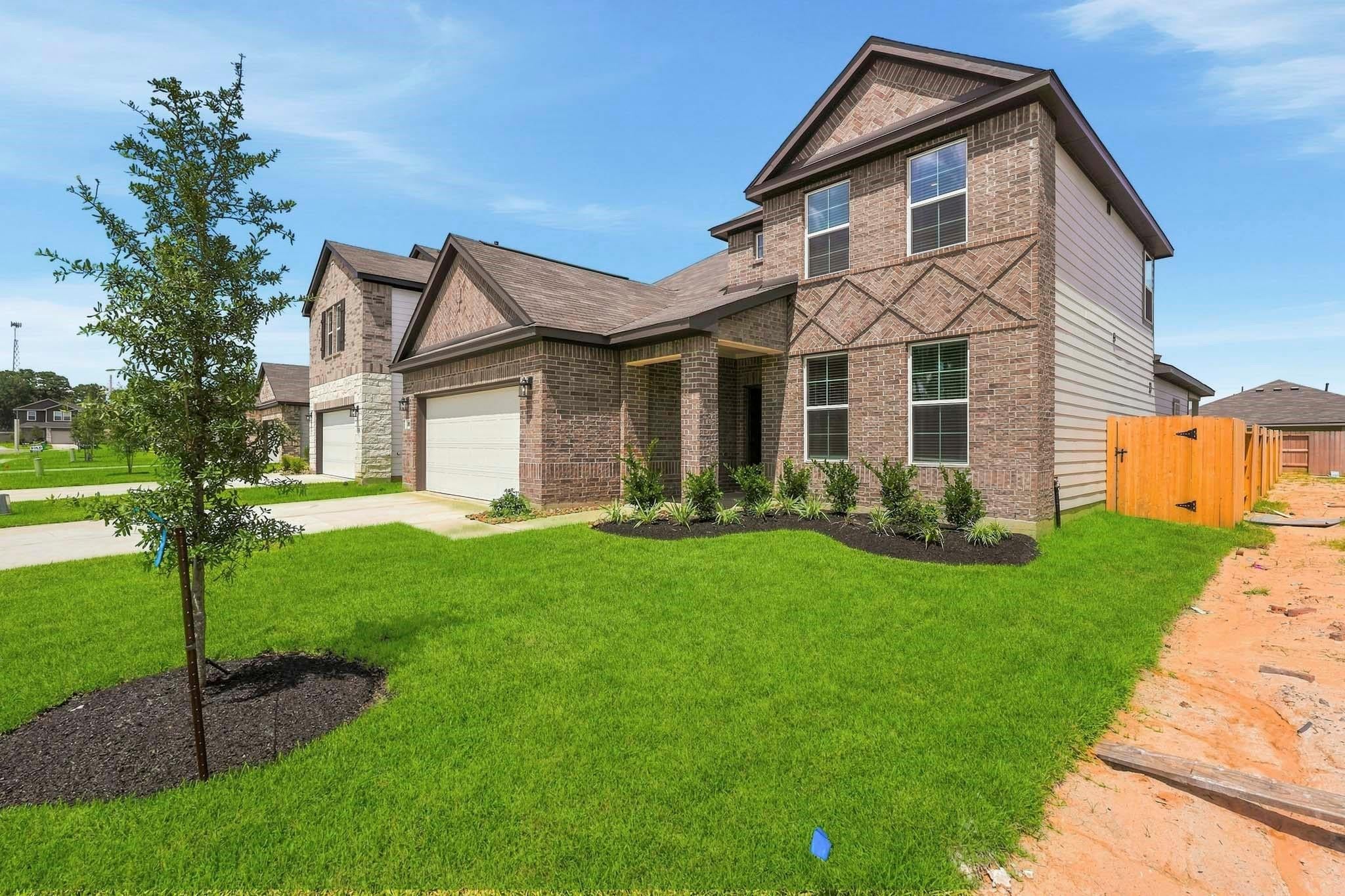 308 Tall Birch Dr, Hockley, TX 77447 photo