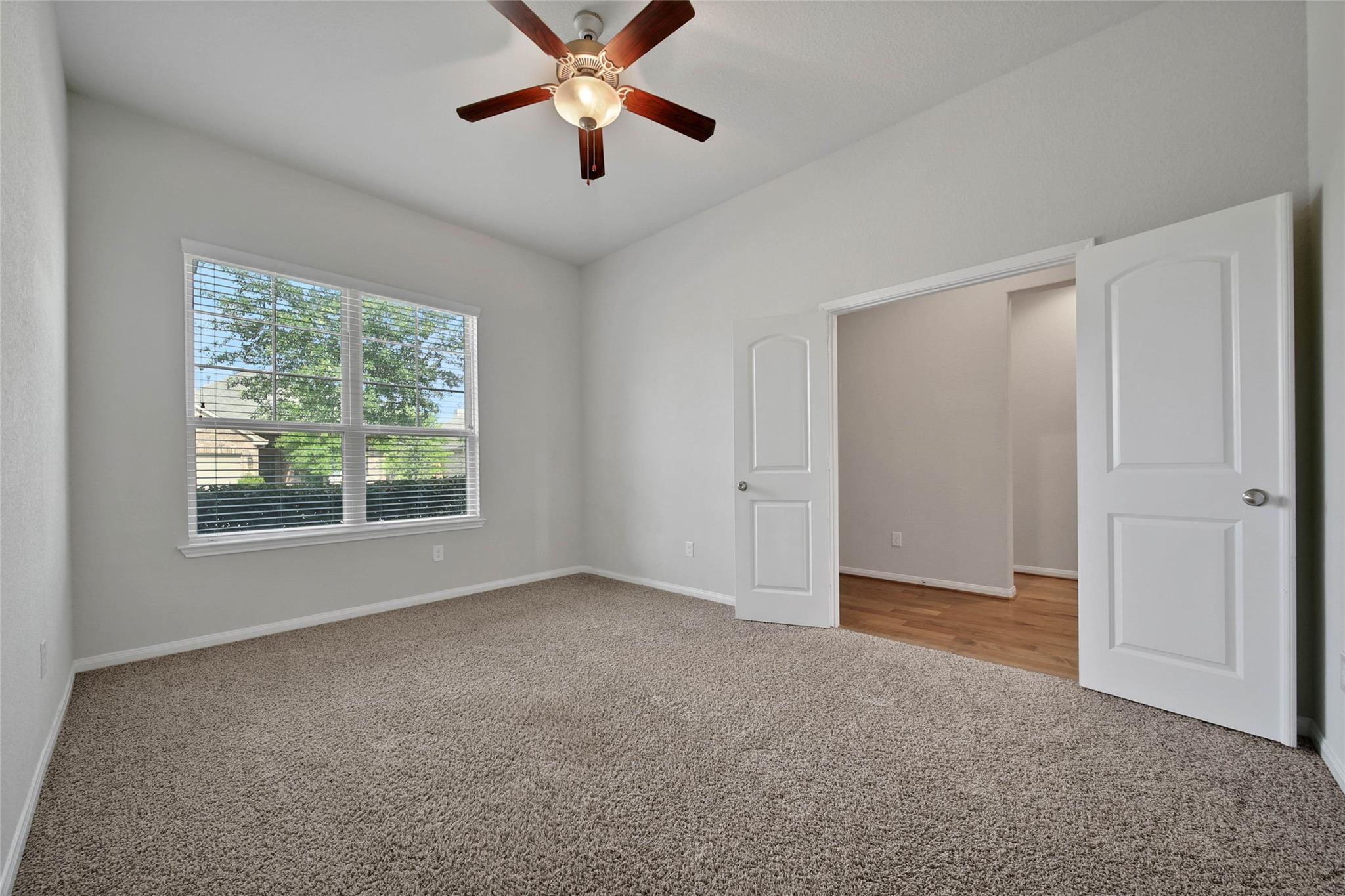 15423 Hopkins Cedar Dr, Humble, TX 77346 photo