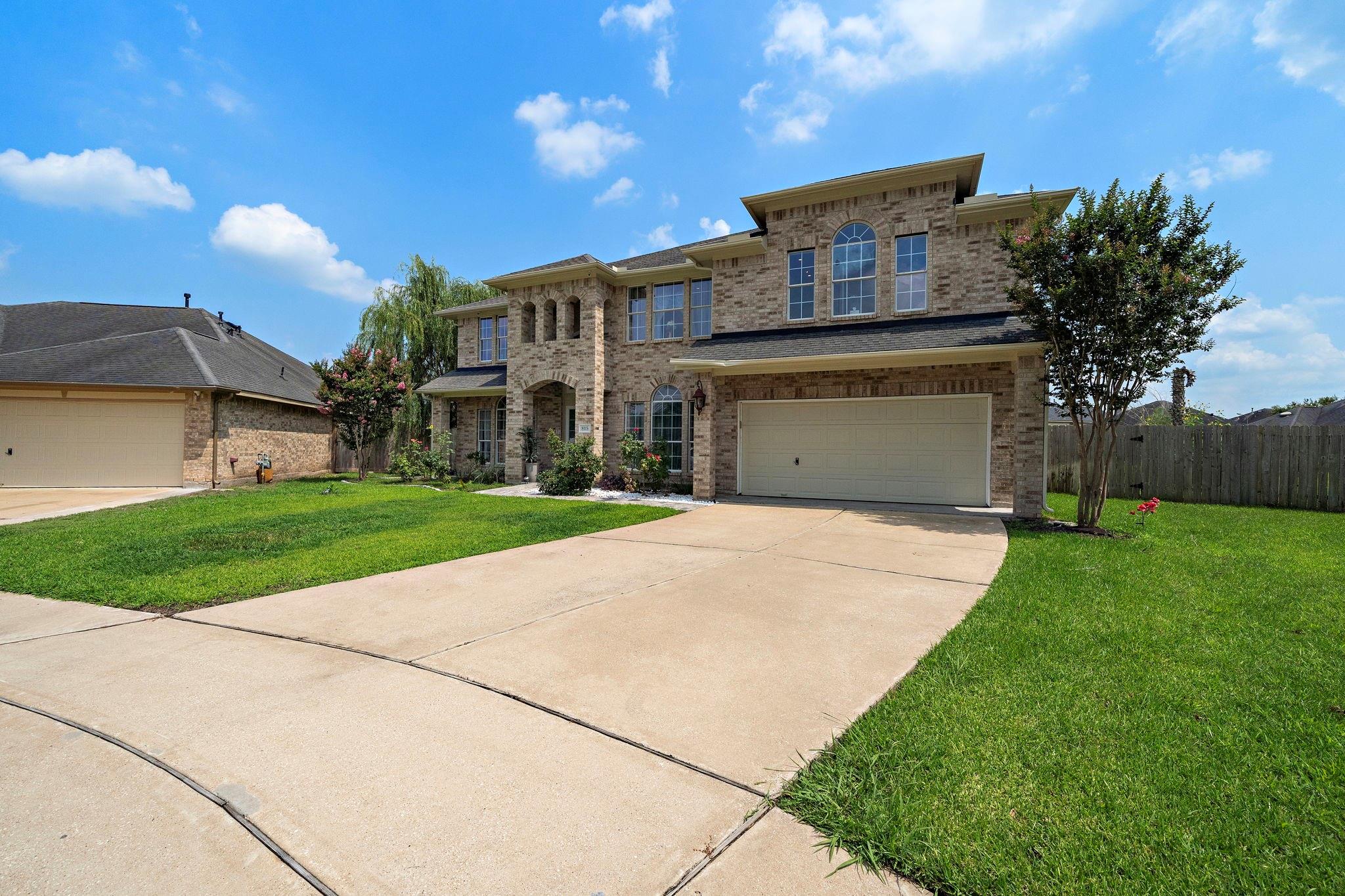 815 Arlington Ln, Rosenberg, TX 77469 photo