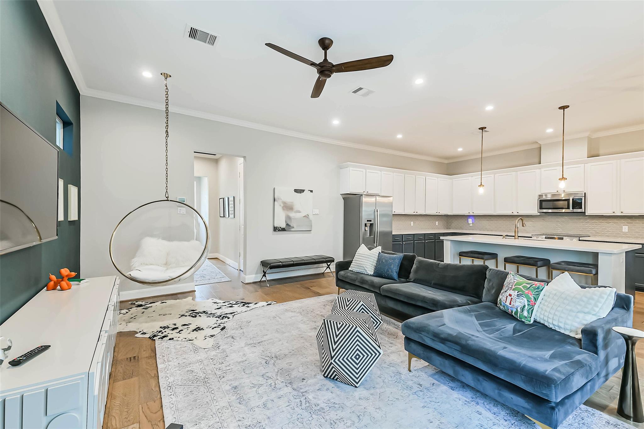 8816 Hollywood Garden Ln, Houston, TX 77080 photo