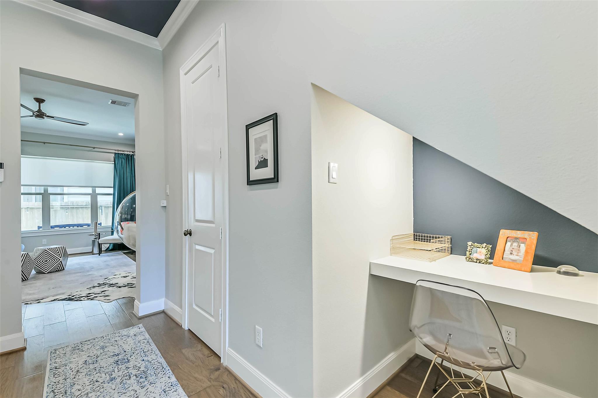 8816 Hollywood Garden Ln, Houston, TX 77080 photo