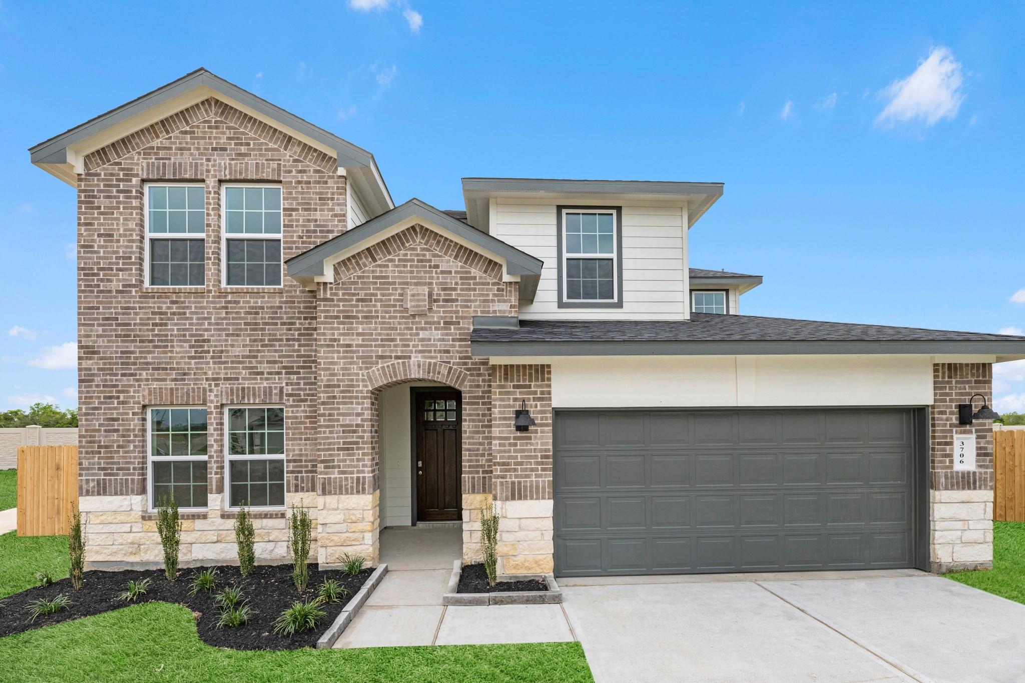 1747 Stargrass Ln, Alvin, TX 77511