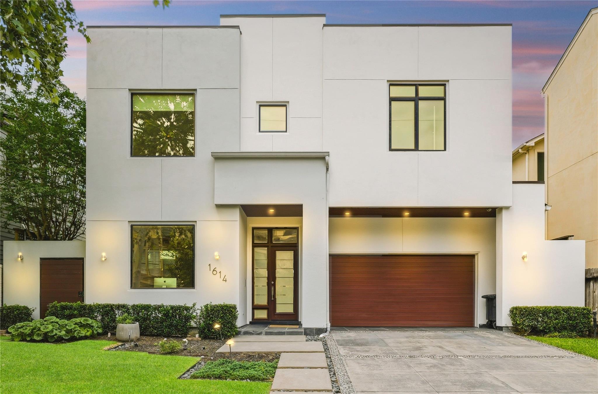1614 Driscoll St, Houston, TX 77019