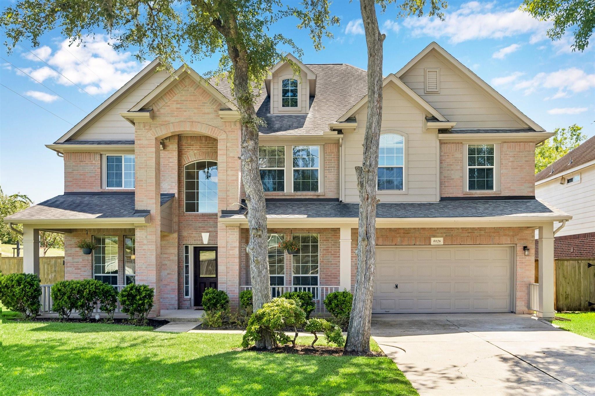 8126 Buffalo Spring Ct, Sugar Land, TX 77479