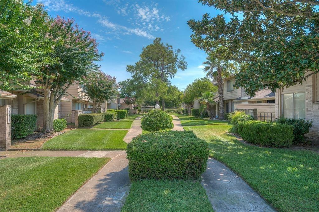 10603 S Wilcrest Dr #27, Houston, TX 77099 photo