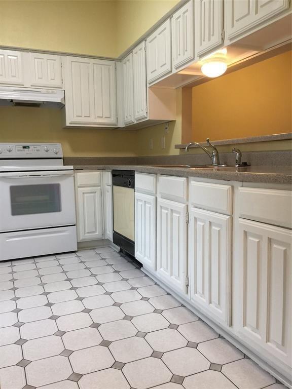 10603 S Wilcrest Dr #27, Houston, TX 77099 photo