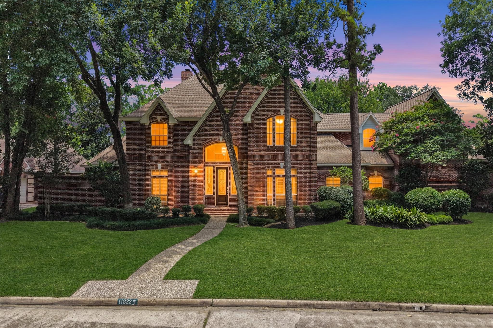 11822 Primwood Dr, Houston, TX 77070