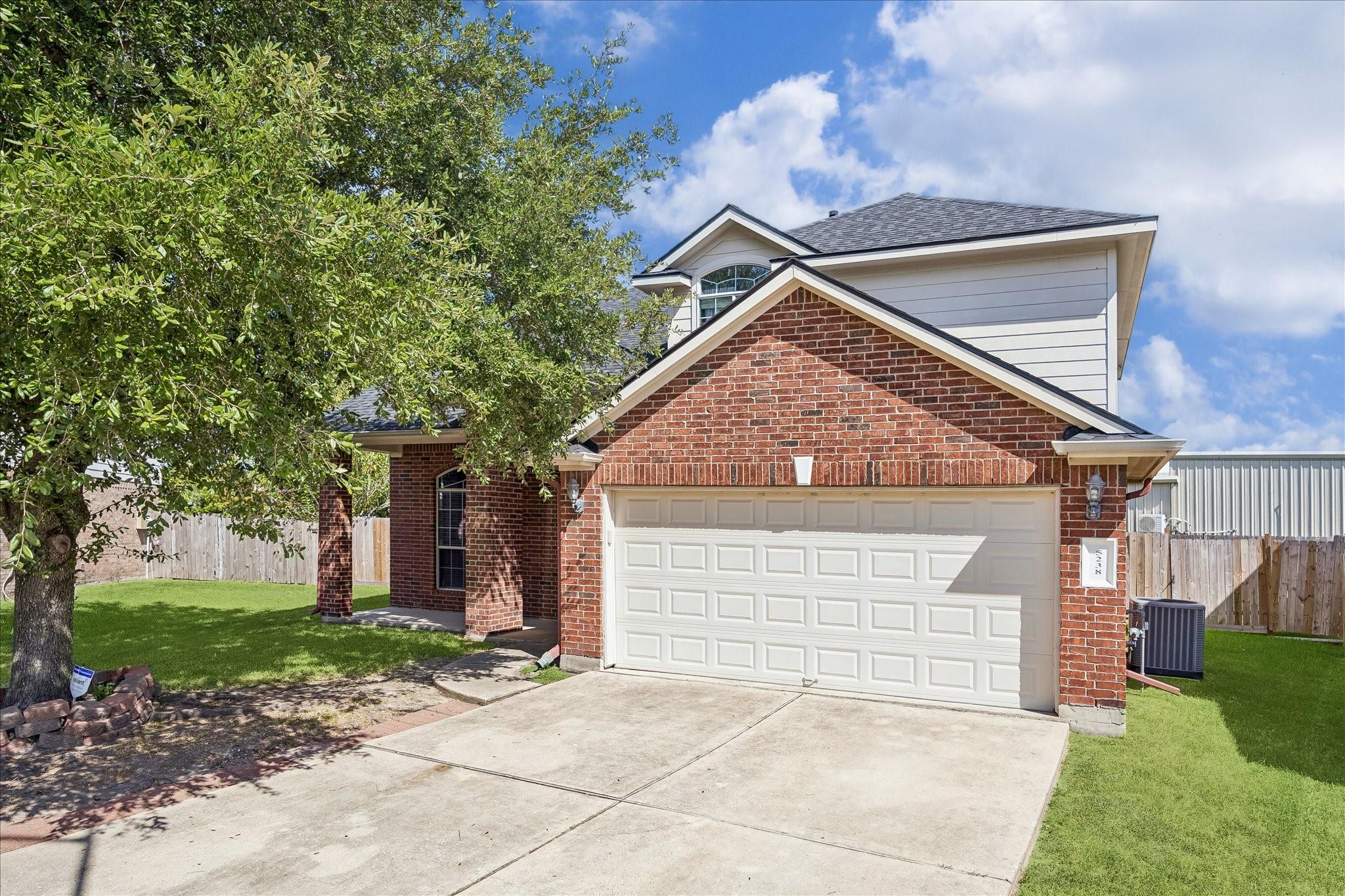 5238 Kylie Spring Ln, Houston, TX 77066