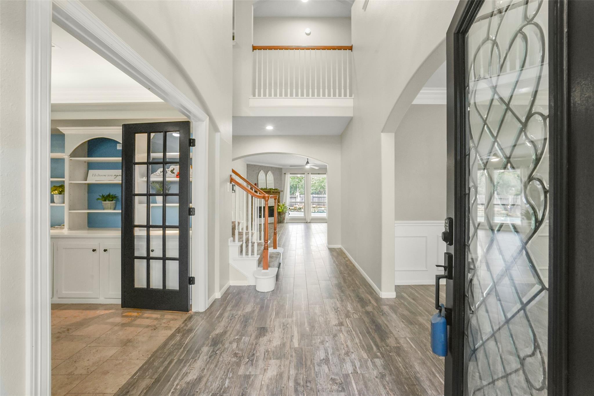 15730 Lake Loop Dr, Cypress, TX 77433 photo
