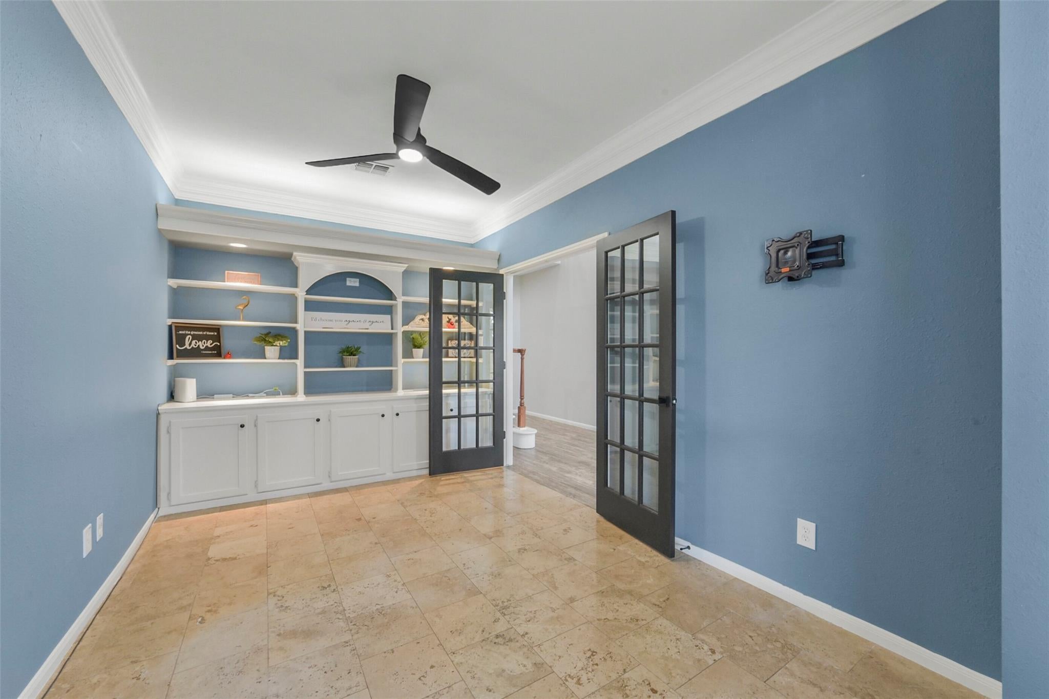 15730 Lake Loop Dr, Cypress, TX 77433 photo