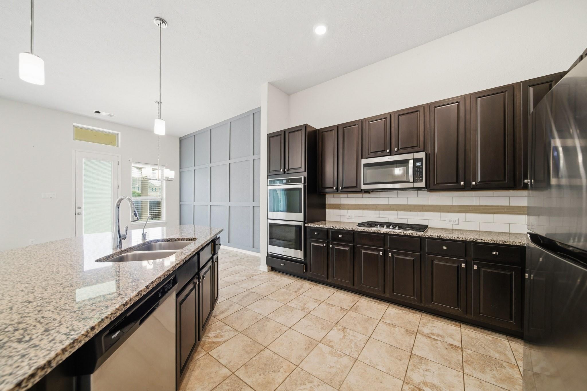 14201 Spring Birch Ln, Pearland, TX 77584 photo