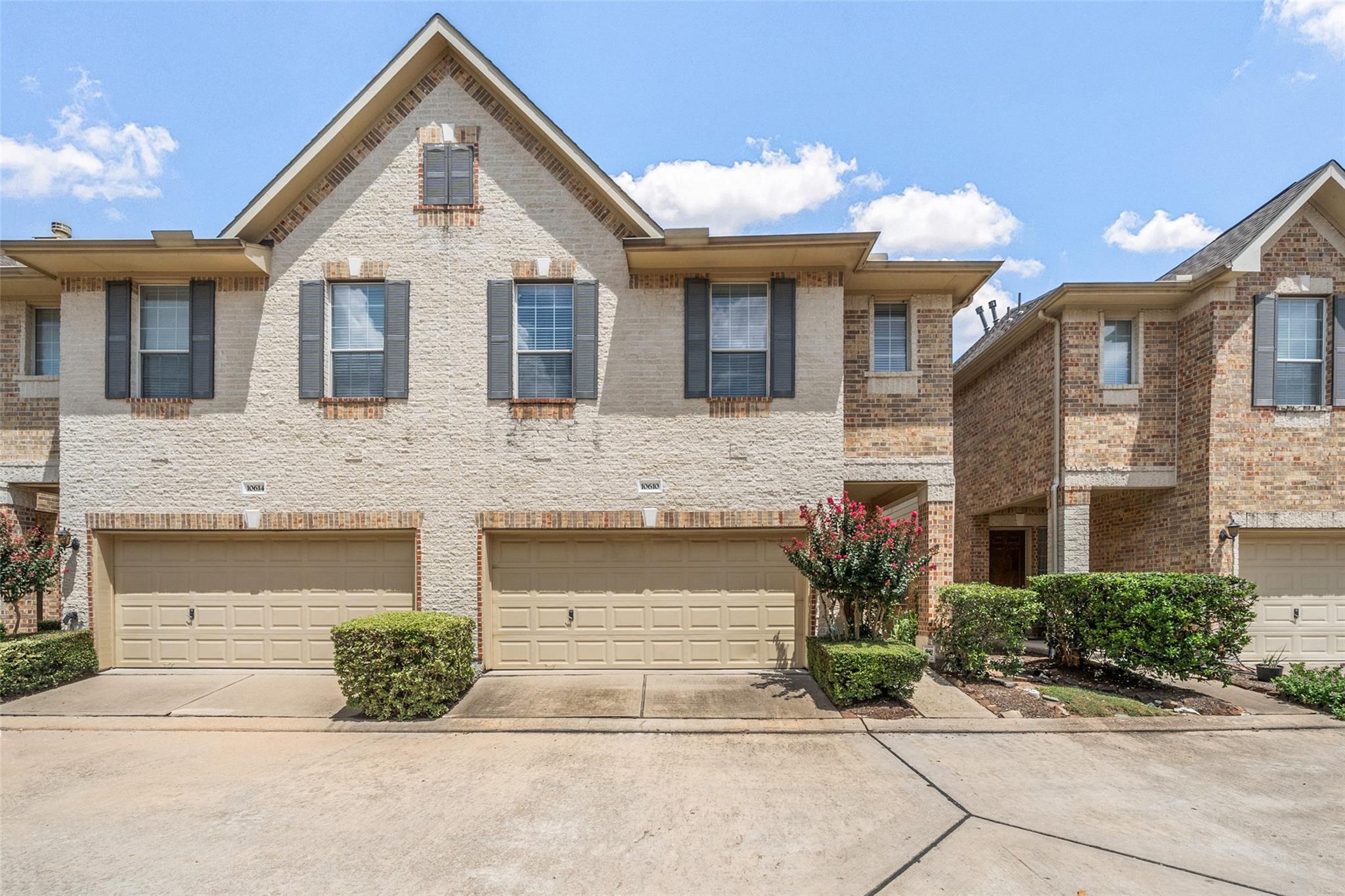 10610 Wallingford Pl, Houston, TX 77042