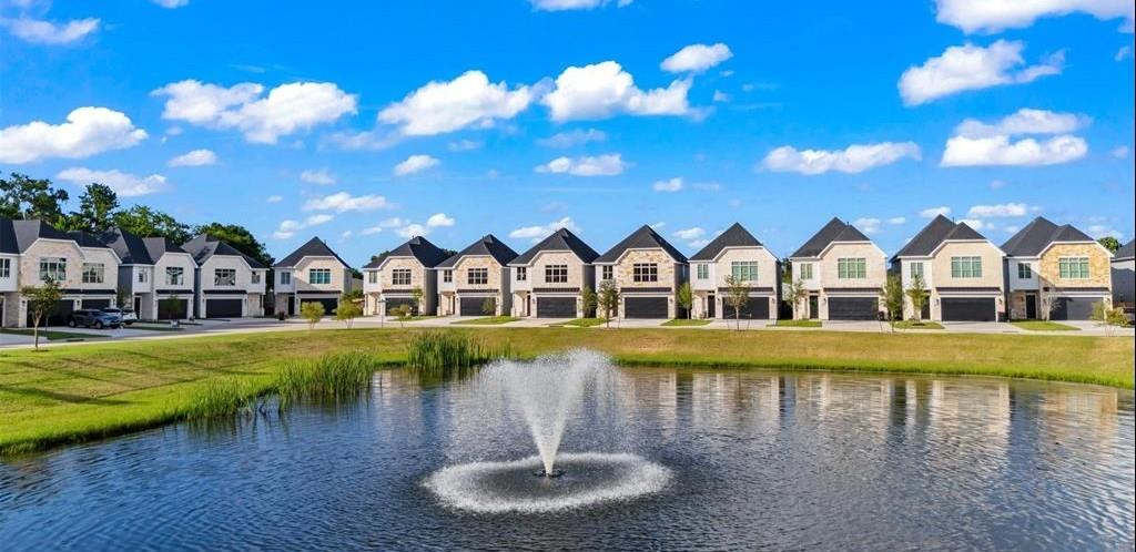 4902 Wunder Way, Houston, TX 77069