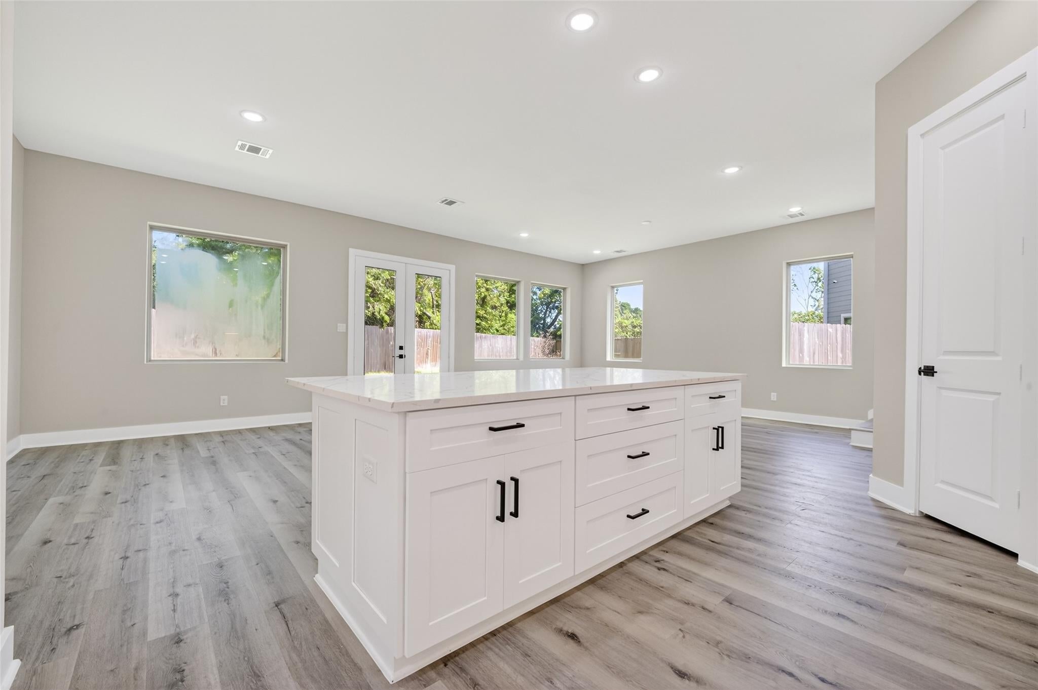 4902 Wunder Way, Houston, TX 77069 photo