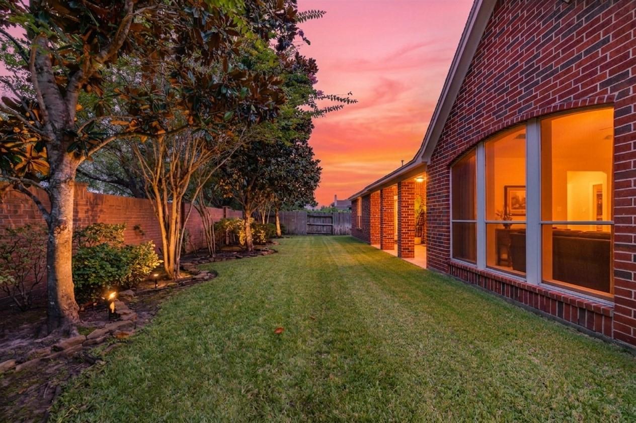 12610 Patrick Palace, Houston, TX 77089 photo
