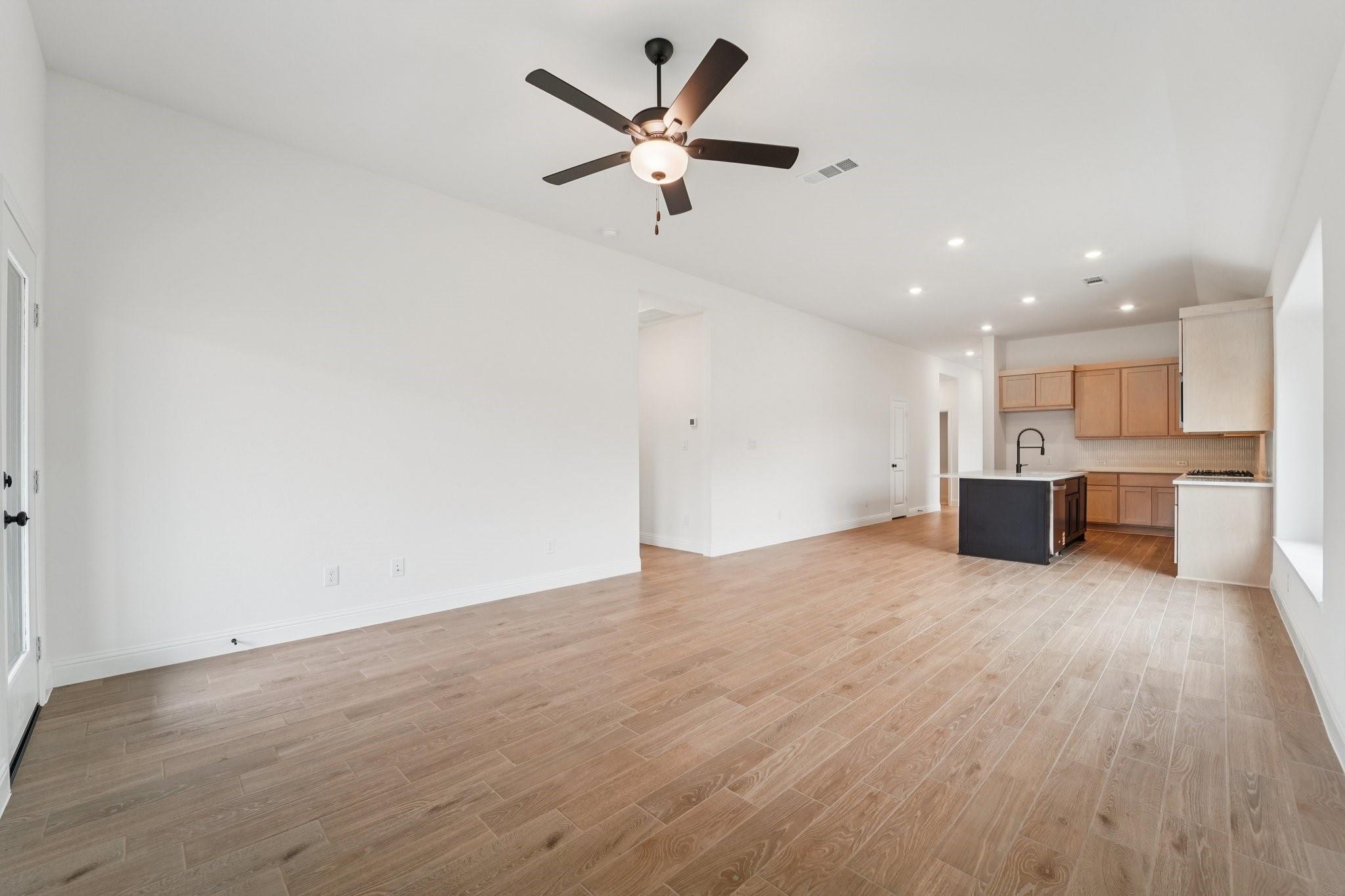12849 Meadow Wind Way, Conroe, TX 77302 photo