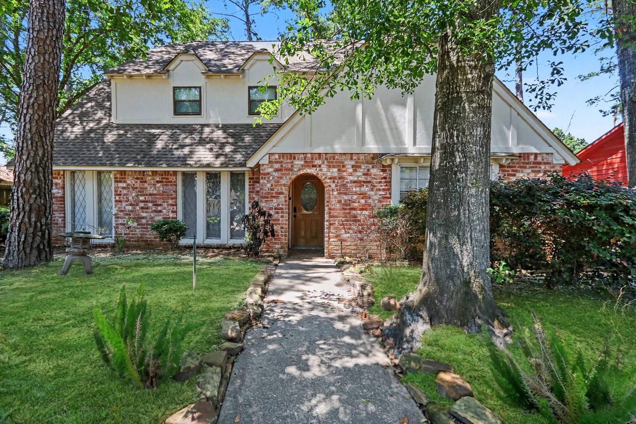 5918 Pine Arbor Dr, Houston, TX 77066