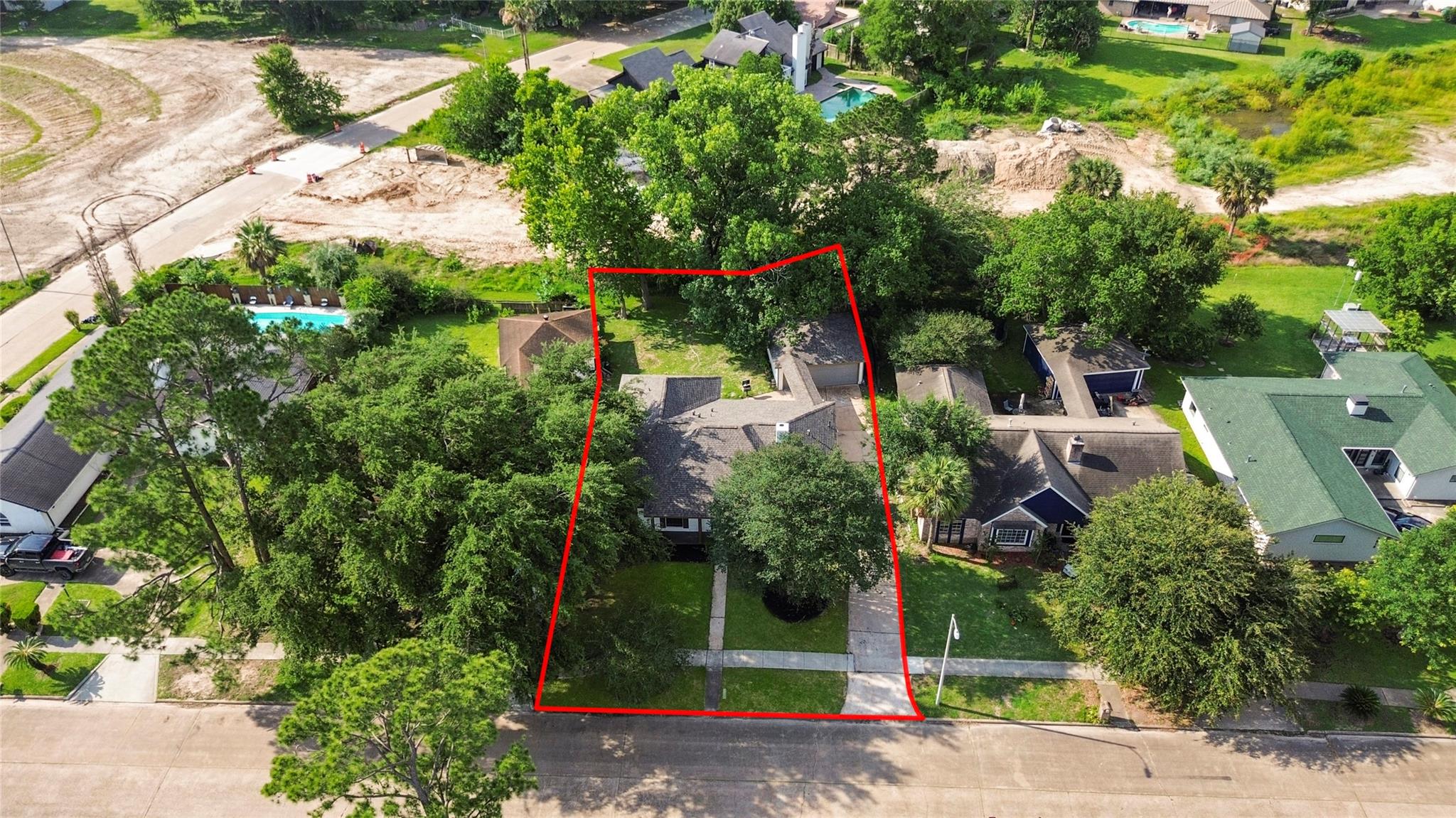 6011 Green Falls Dr, Houston, TX 77088 photo