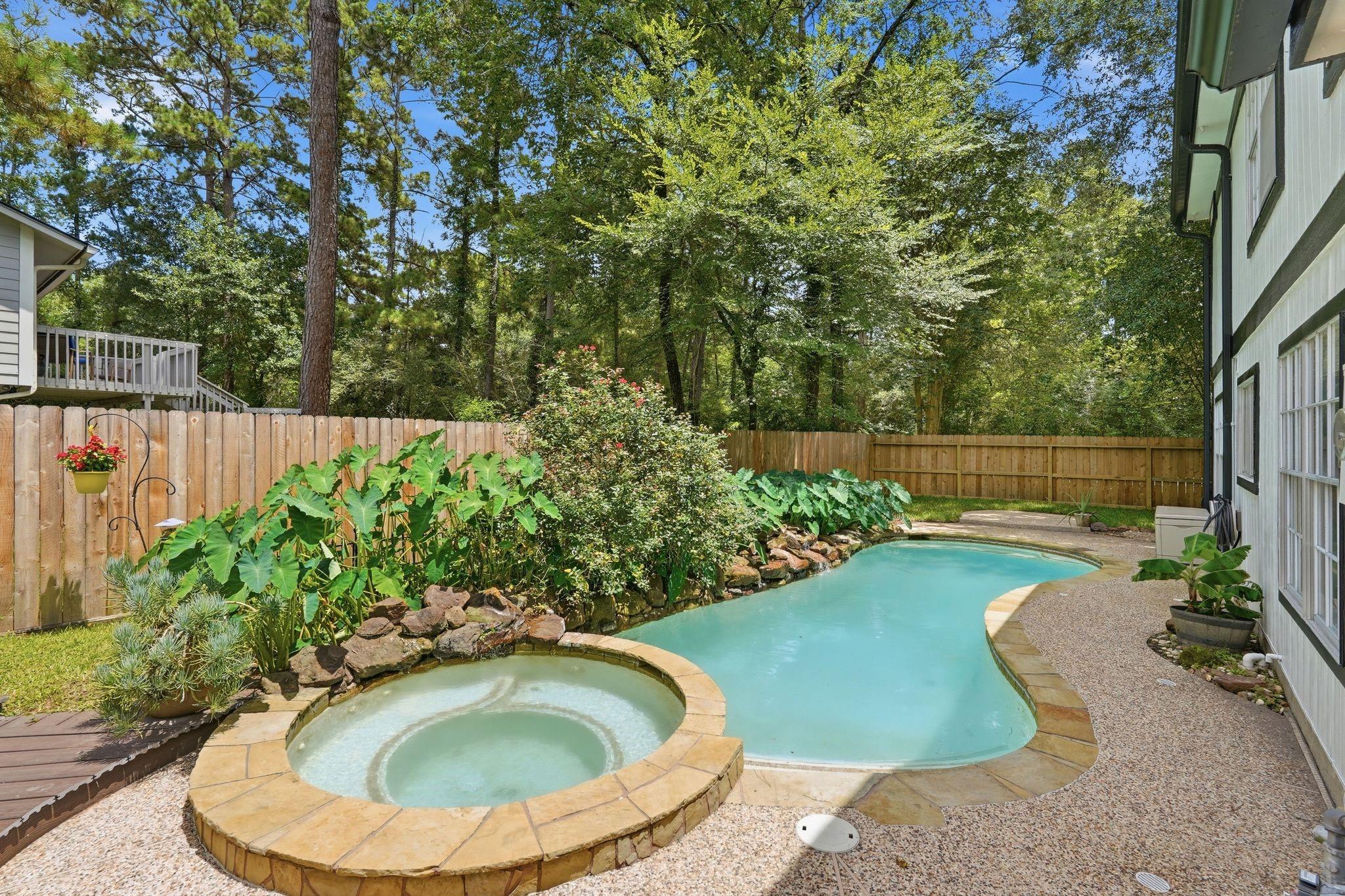 10916 Fawnlily St, The Woodlands, TX 77380