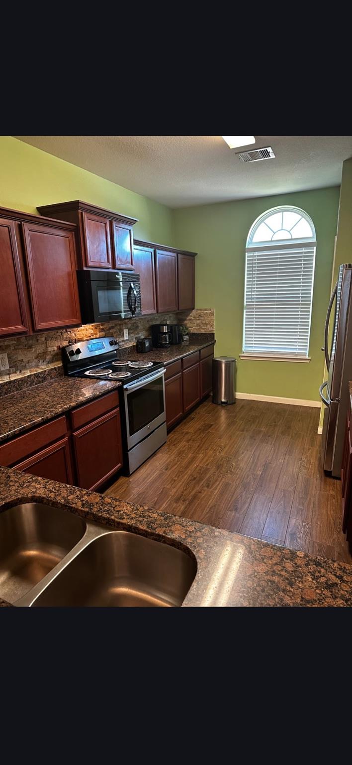 20515 Faith Millstream Dr, Humble, TX 77338 photo