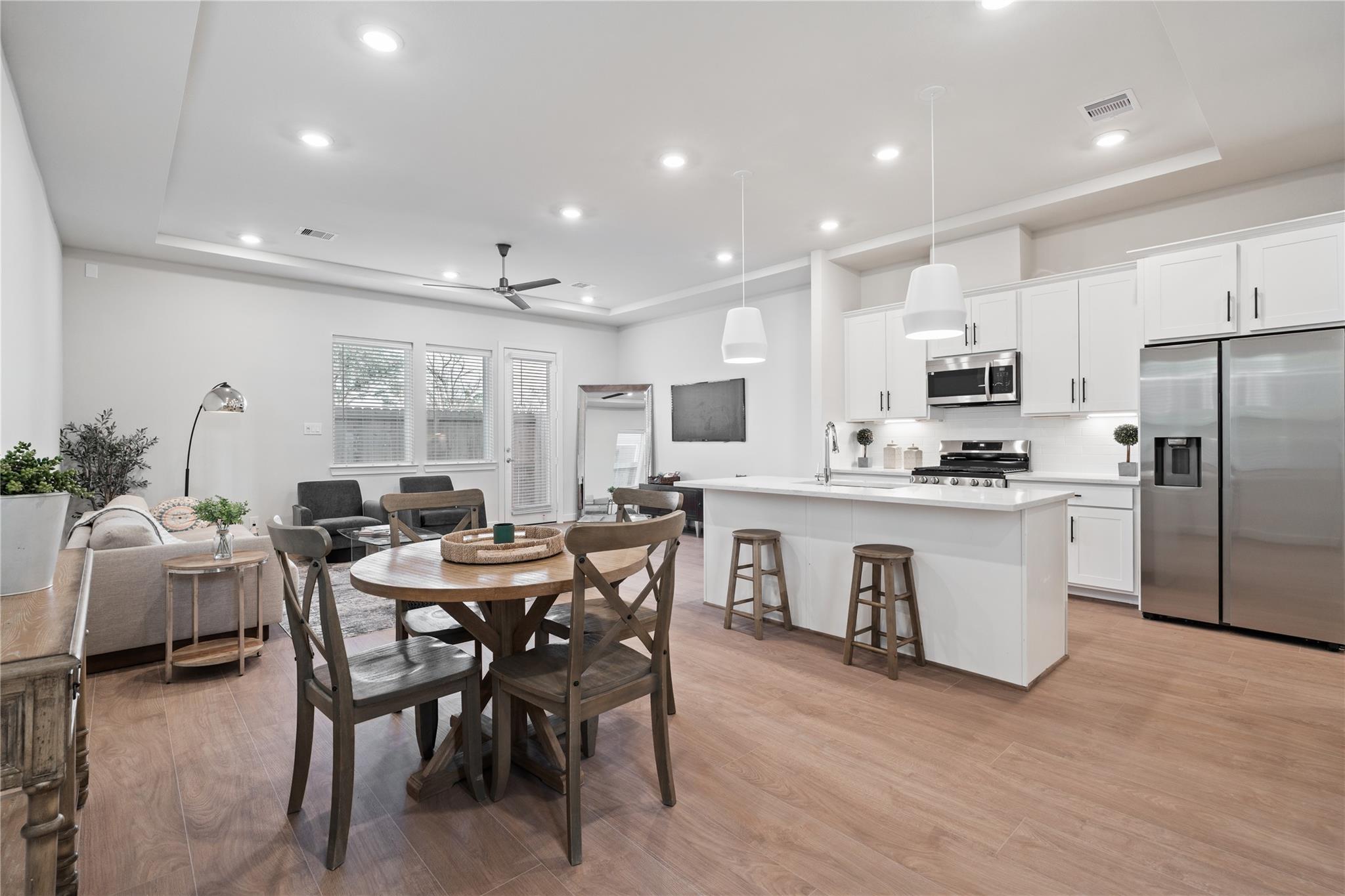 6447 Rena St, Houston, TX 77092