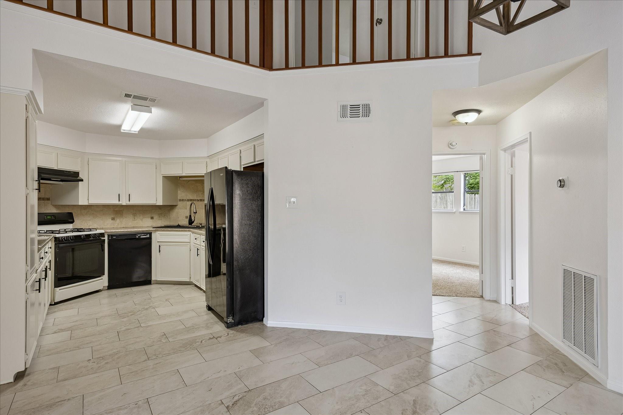 5813 Guadalupe Dr, Dickinson, TX 77539 photo