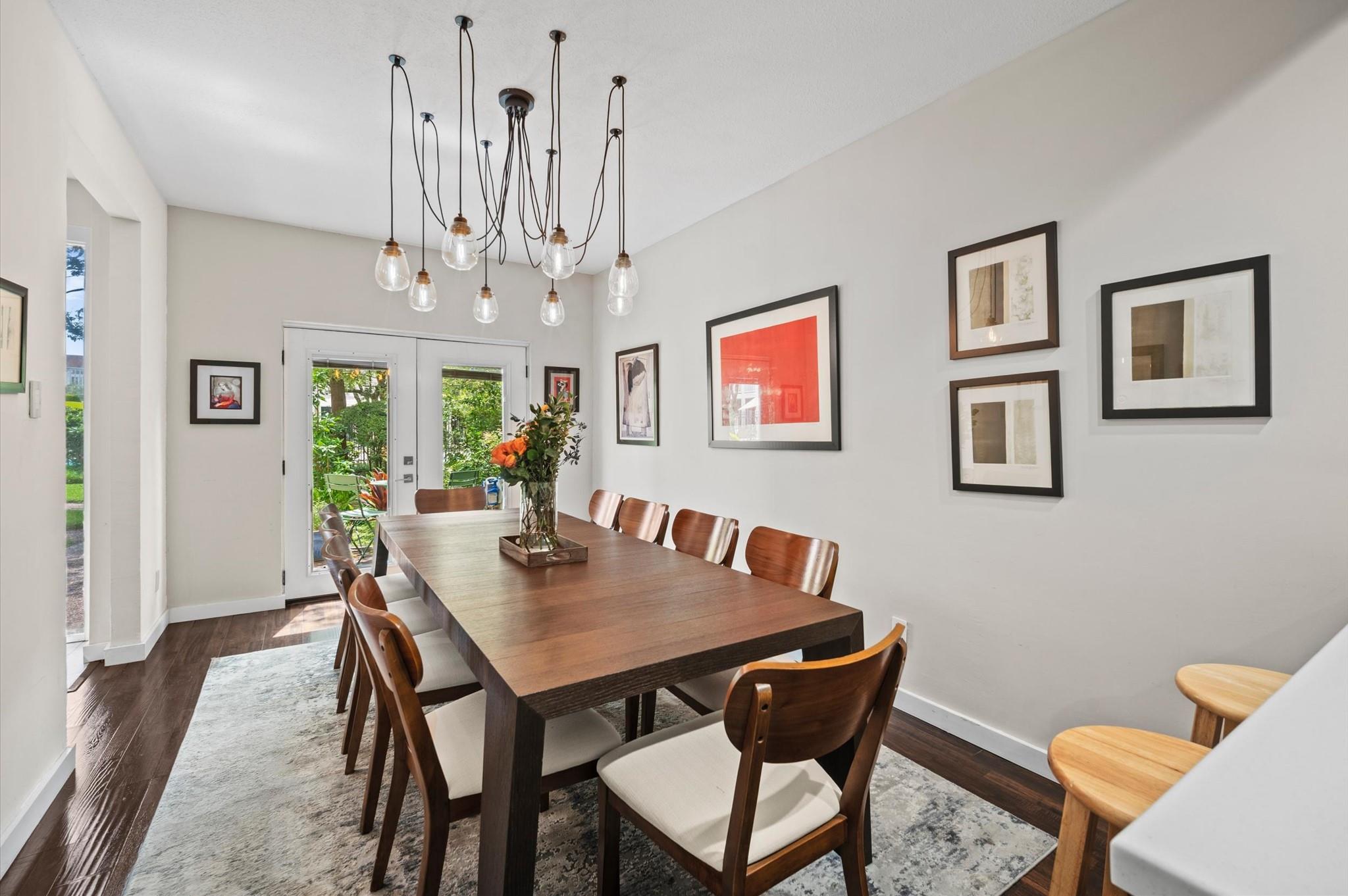 2100 Tanglewilde St #373, Houston, TX 77063 photo