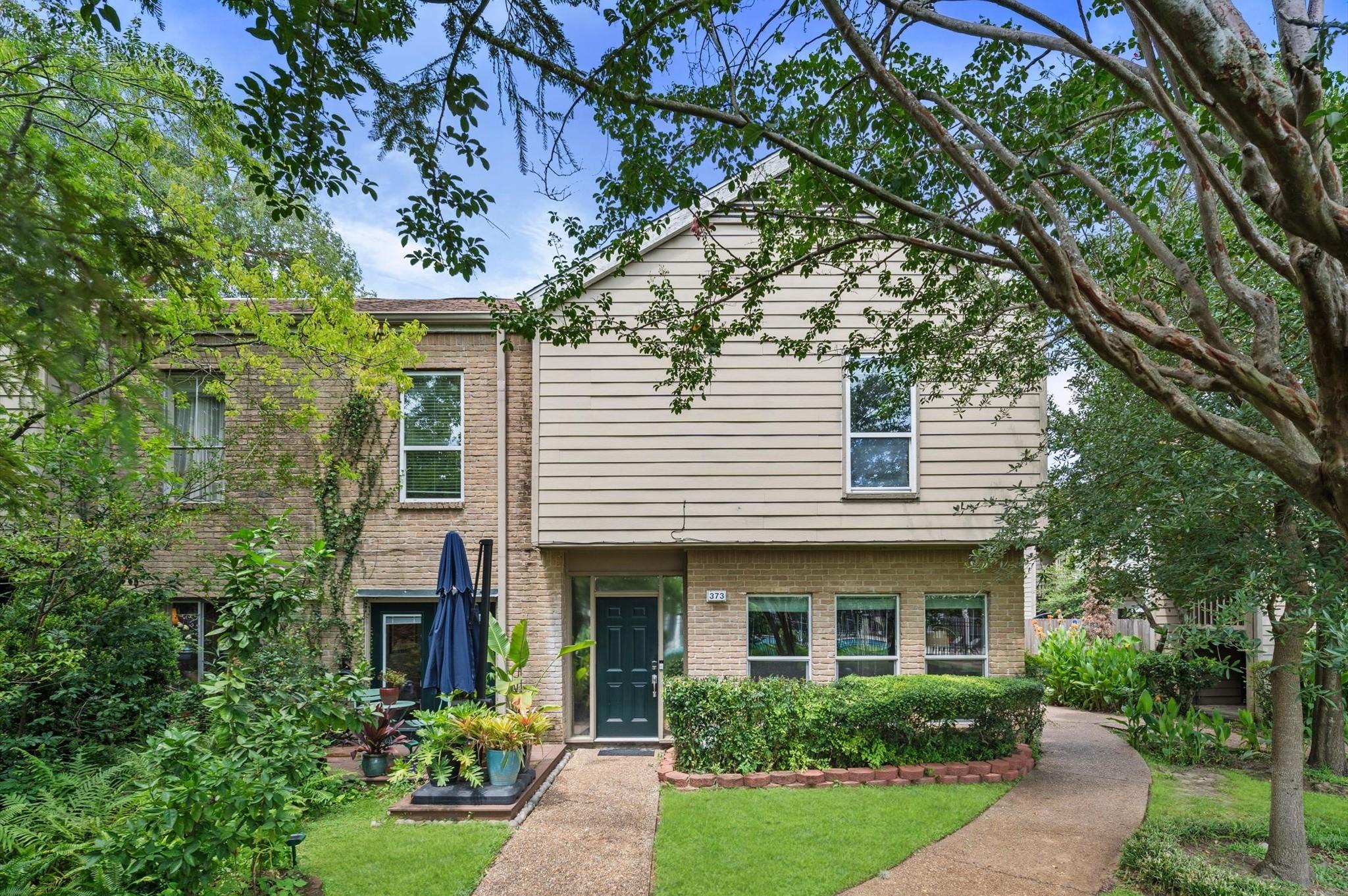 2100 Tanglewilde St, Houston, TX 77063