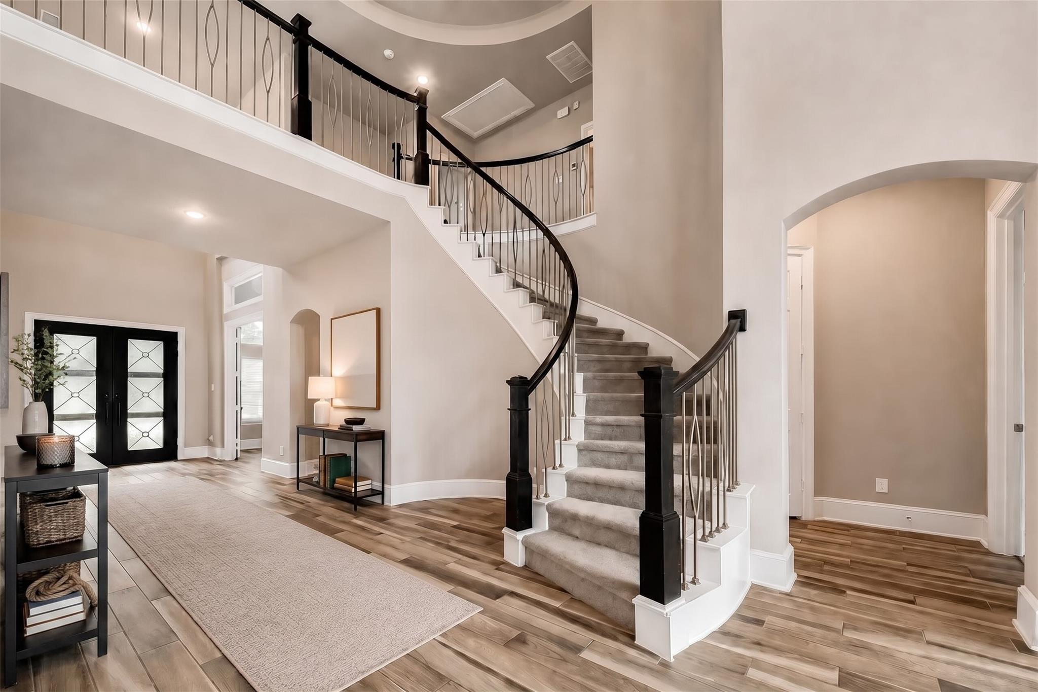 115 N Winter Sunrise Cir, Tomball, TX 77375 photo