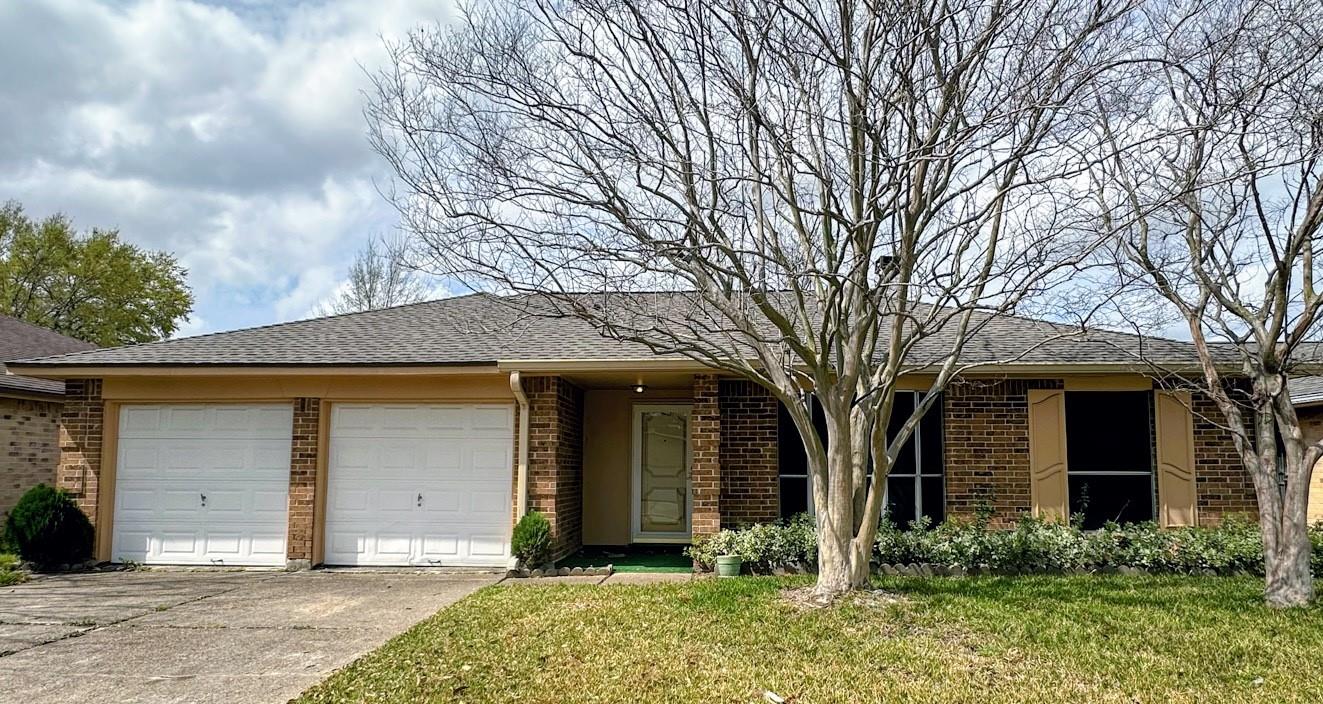 1331 Castle Glen Dr, Houston, TX 77015