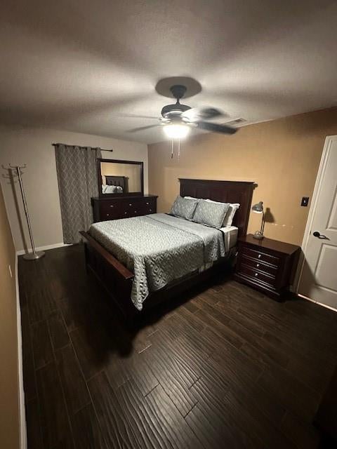 12102 SE Fairbury Dr, Houston, TX 77089 photo