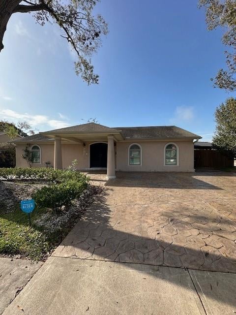 12102 SE Fairbury Dr, Houston, TX 77089 photo