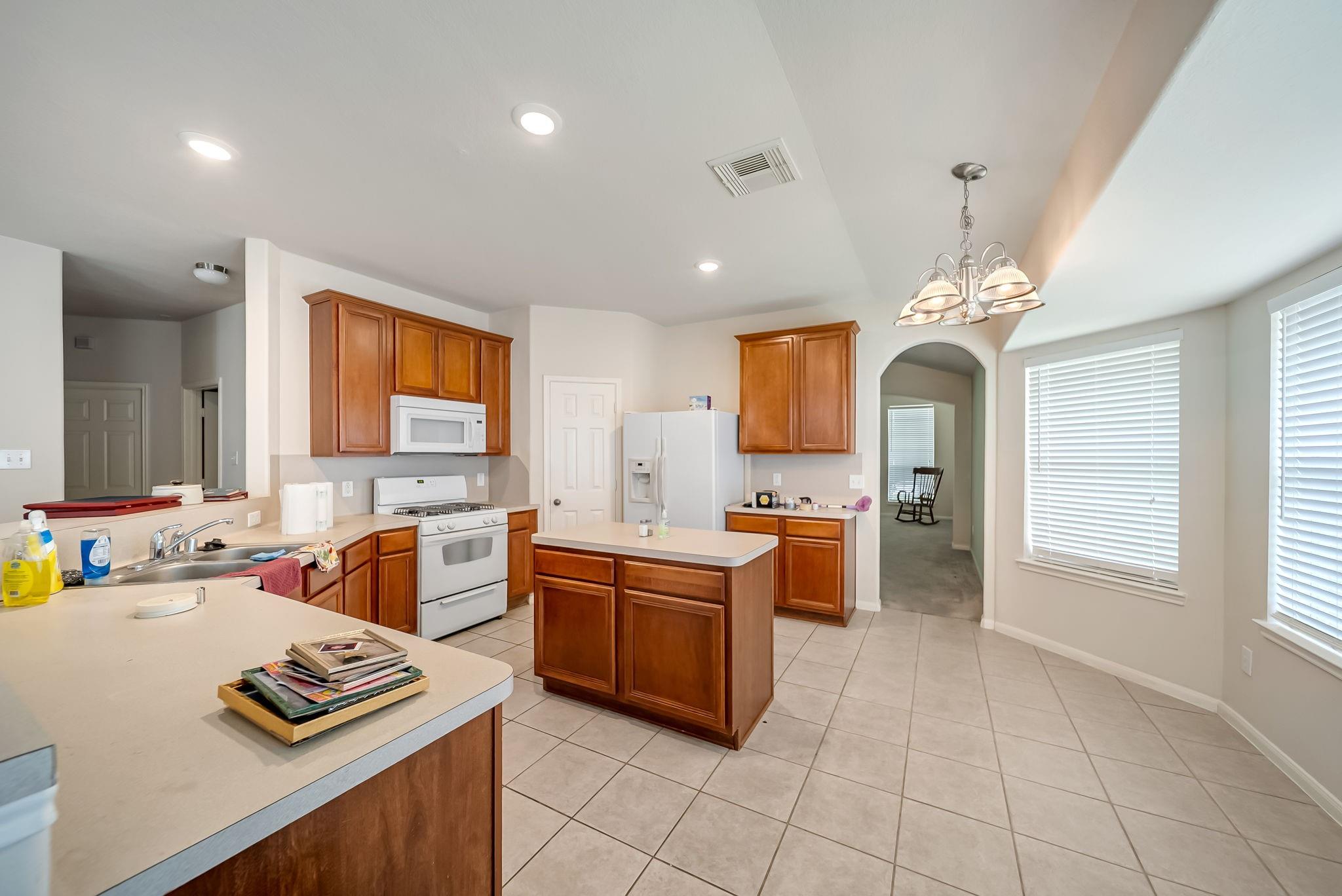 6533 Canyon Mist Ln, Dickinson, TX 77539 photo