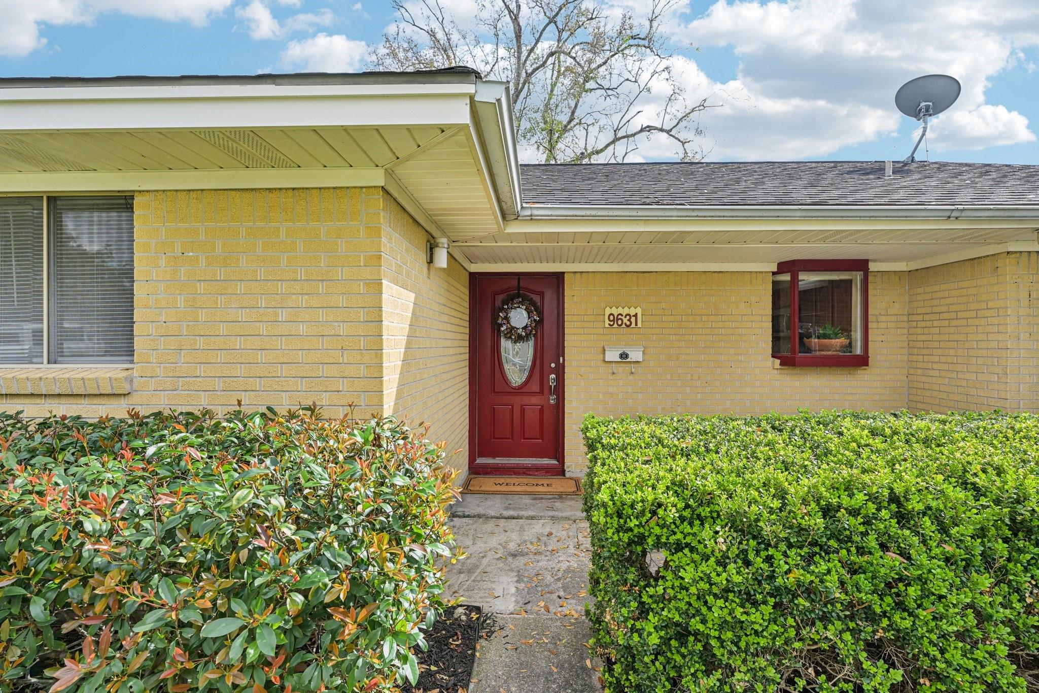 9631 Carousel Ln, Houston, TX 77080 photo