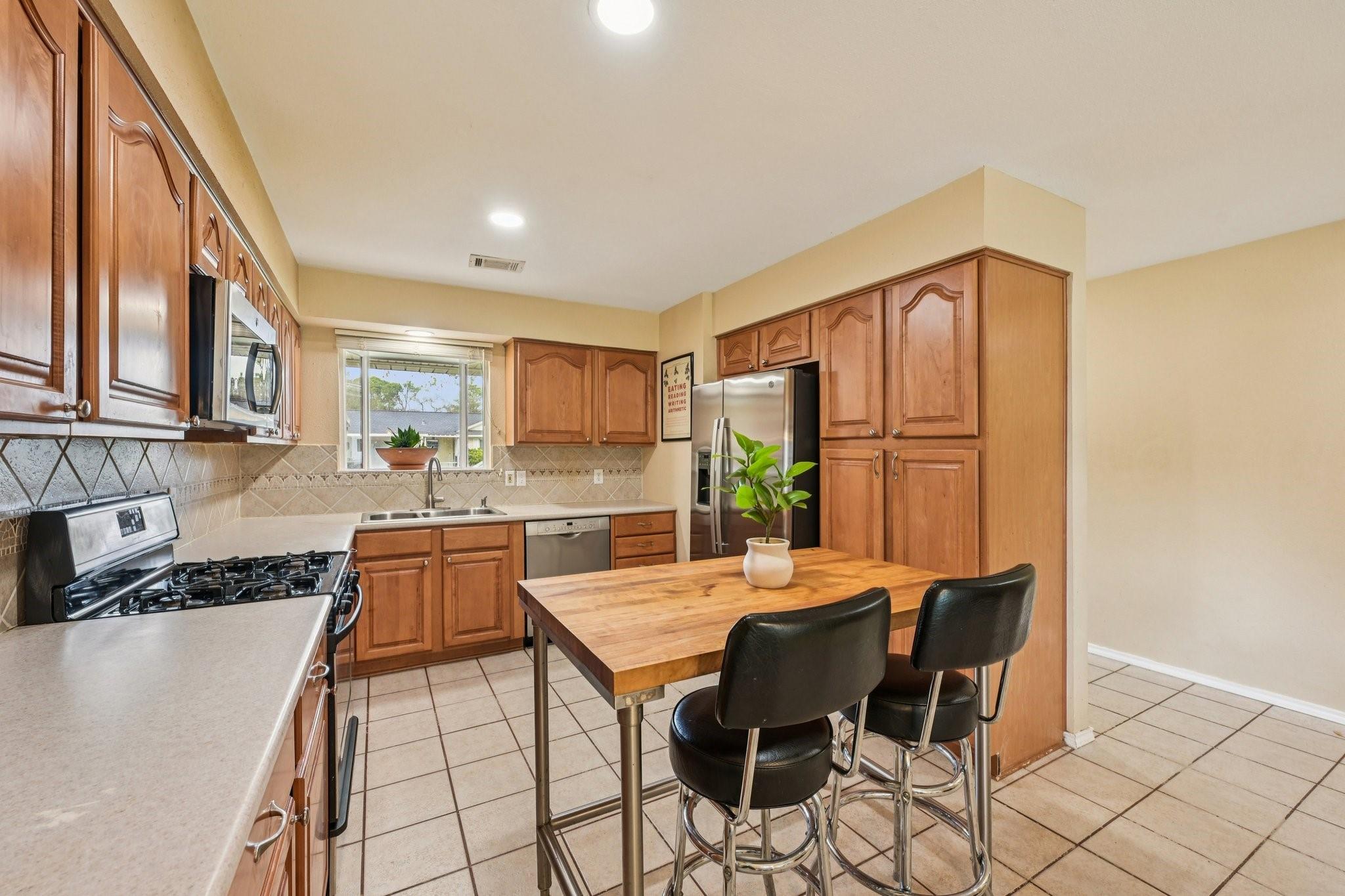 9631 Carousel Ln, Houston, TX 77080 photo