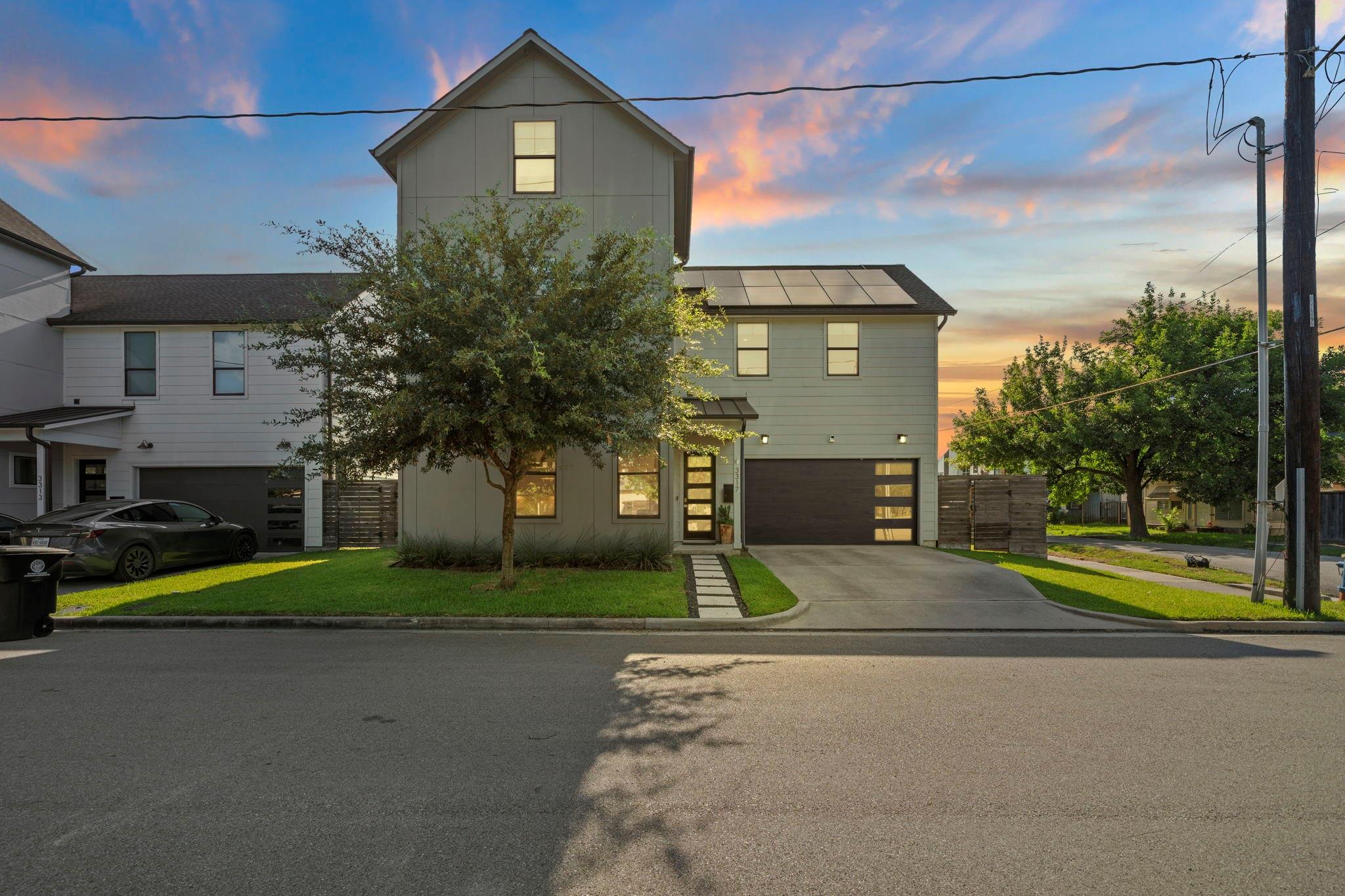 3317 Arlington St, Houston, TX 77018