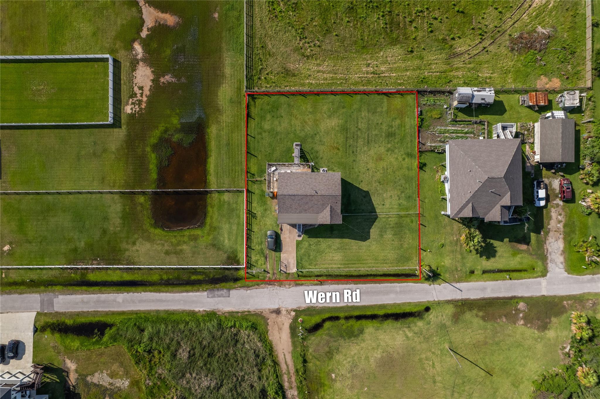 10411 Wern Rd, Galveston, TX 77554 photo