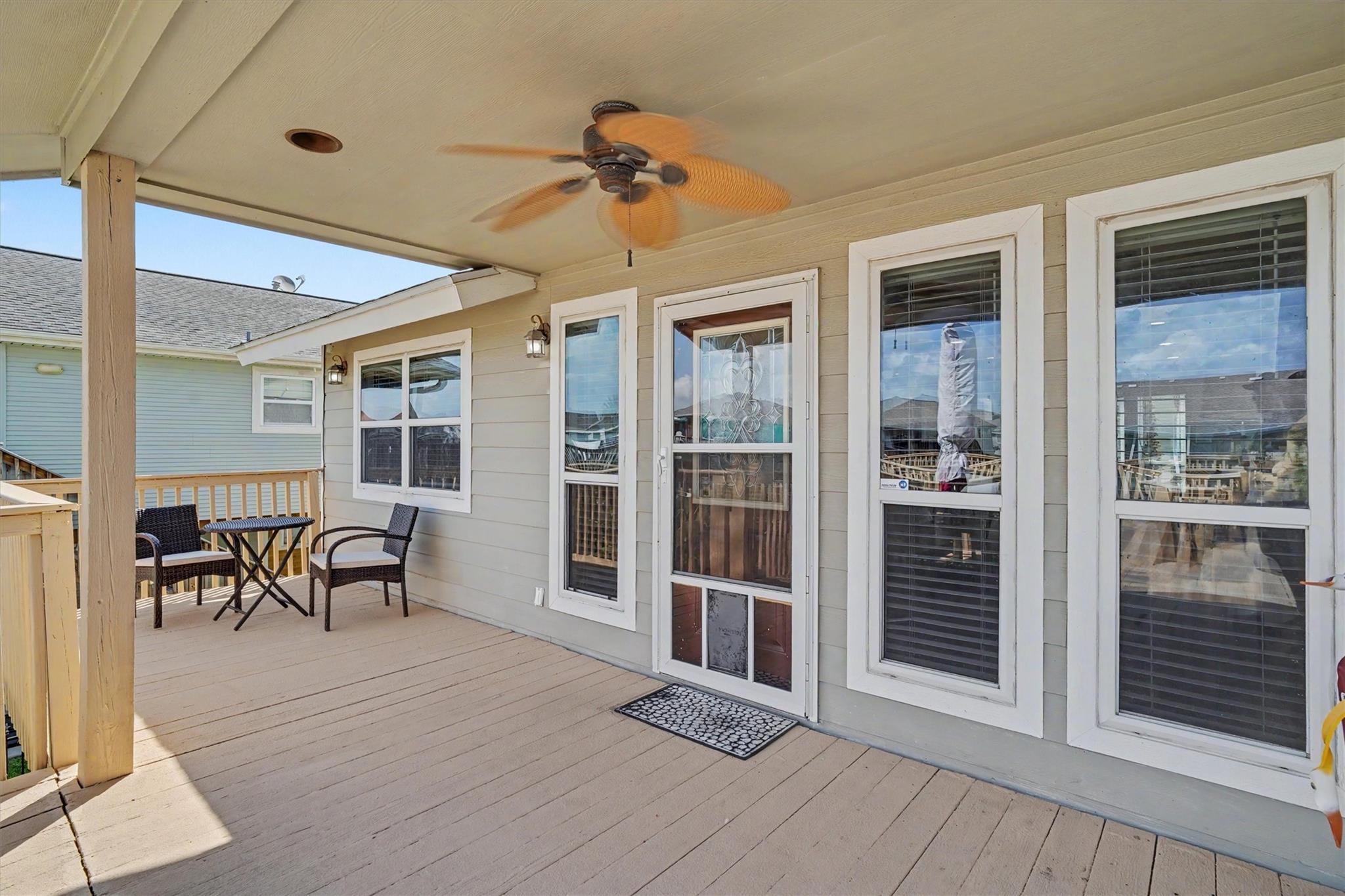 1016 Redfish St, Bayou Vista, TX 77563 photo